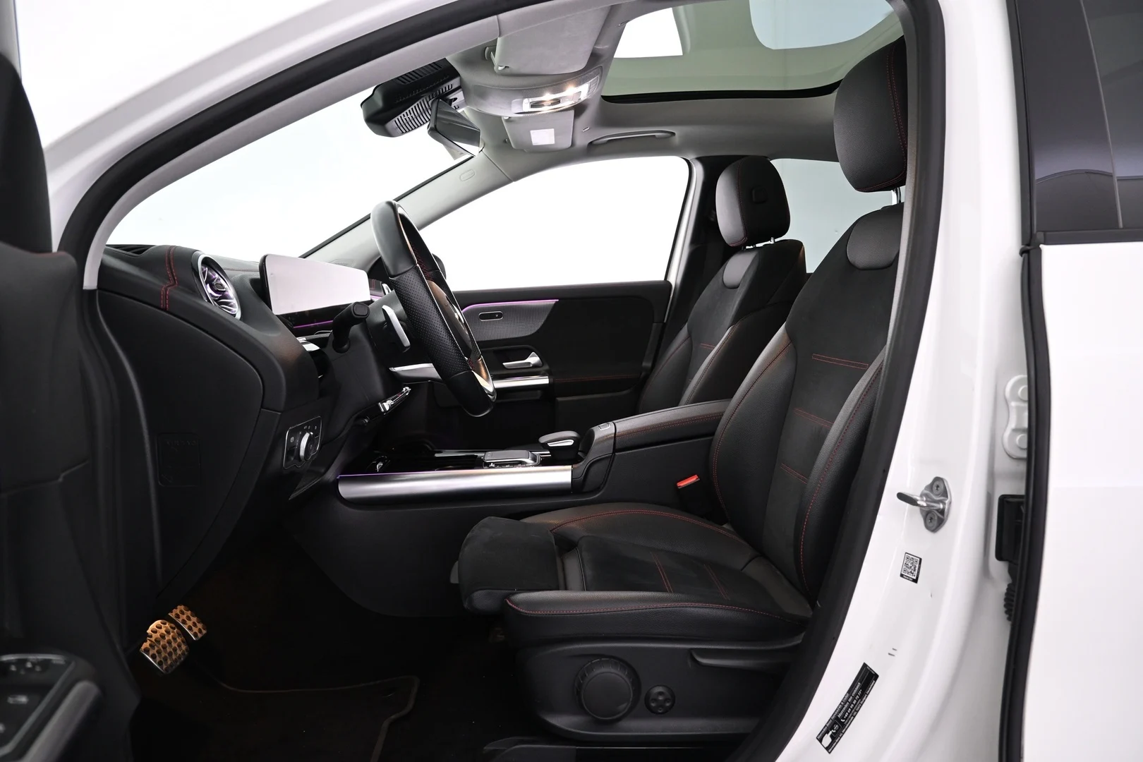 Car Image - 19UsvrAhXo0aUoh0cfov8Z