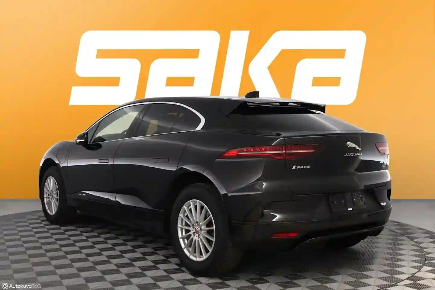 Car Image - 2hAHKai5phMy5BXOi1t521