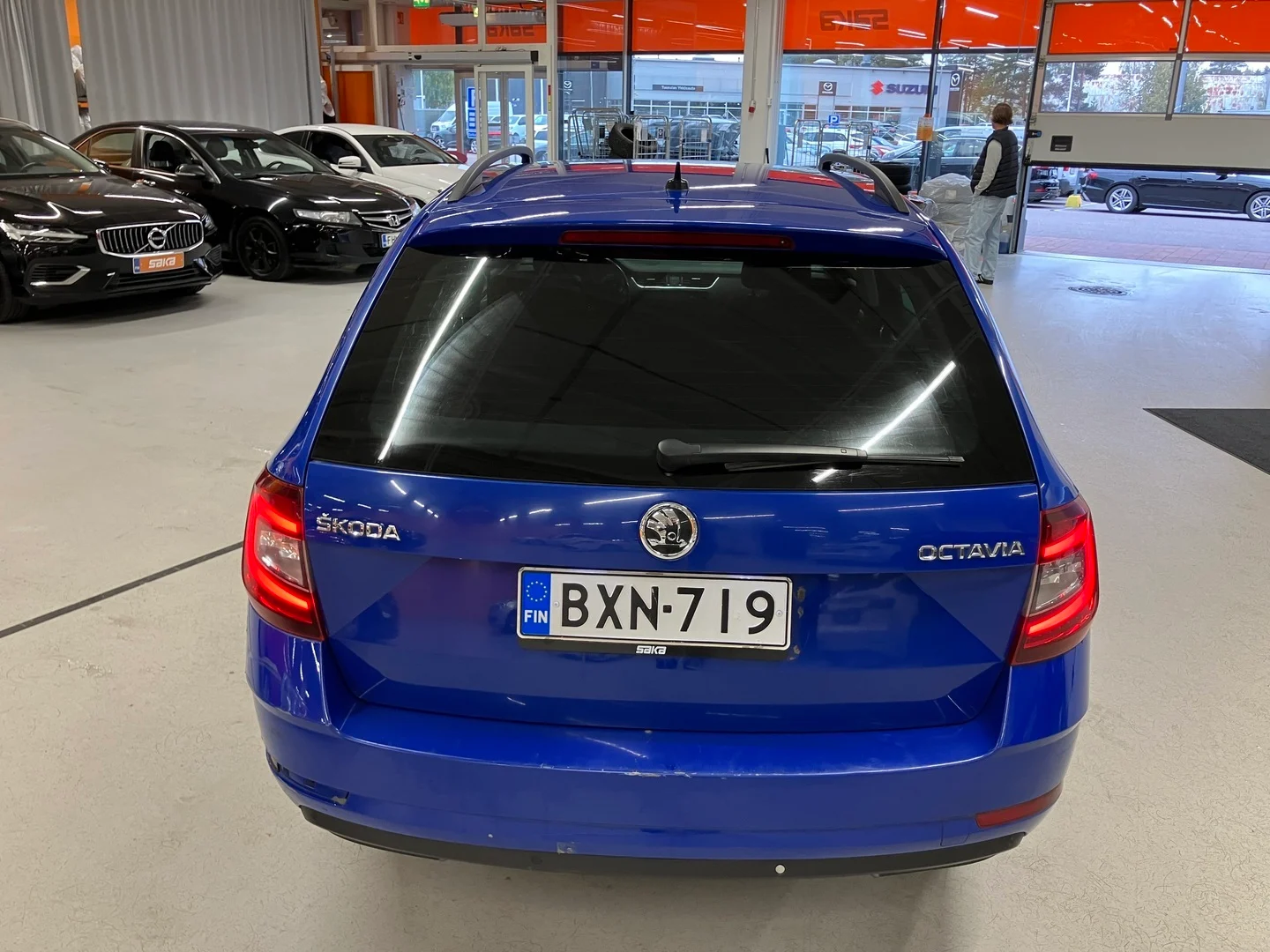 Car Image - 6jRx53eXuRmk89nXHyl0wB