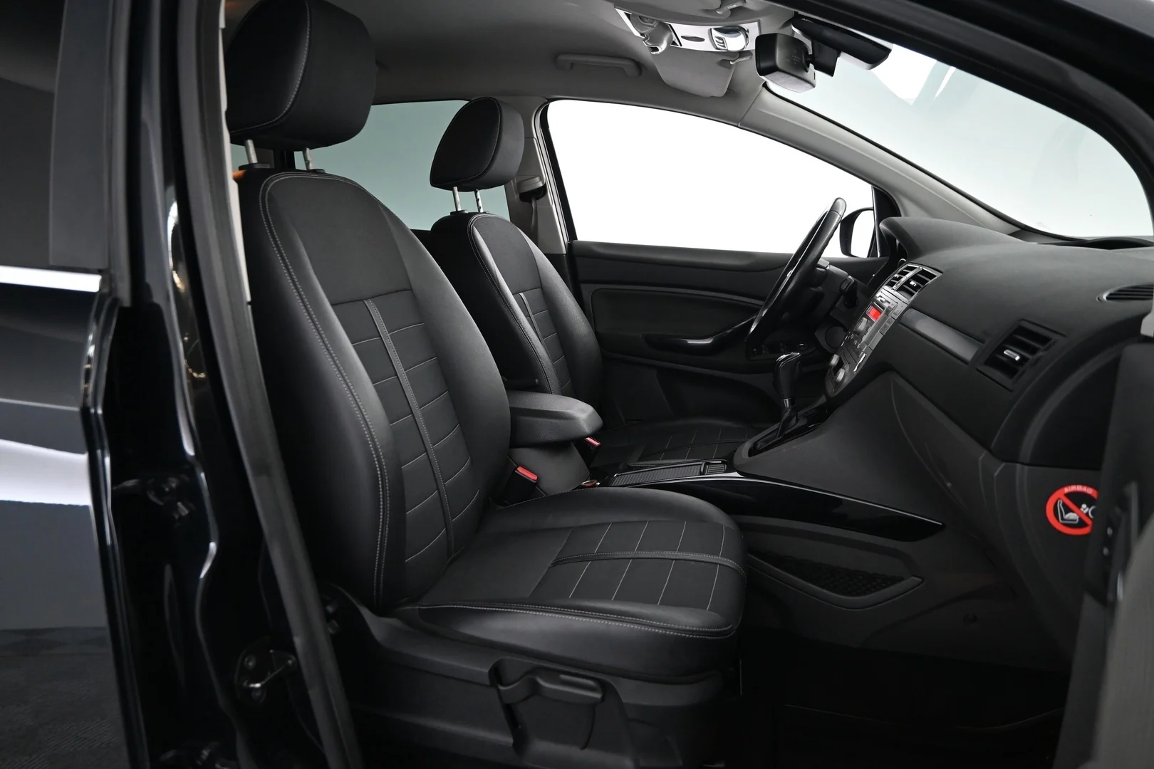 Car Image - 4WyFYgNqE0WFmGs1ZT8Kig