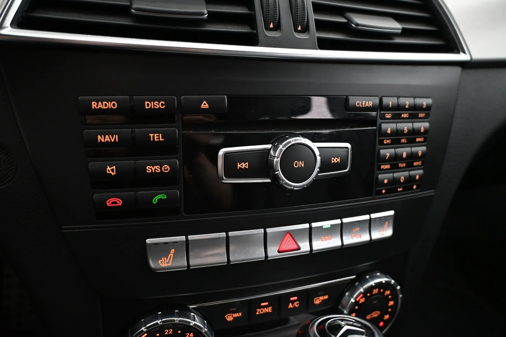 Car Image - 4wn4UNkQovGKzt0R9hqdDf