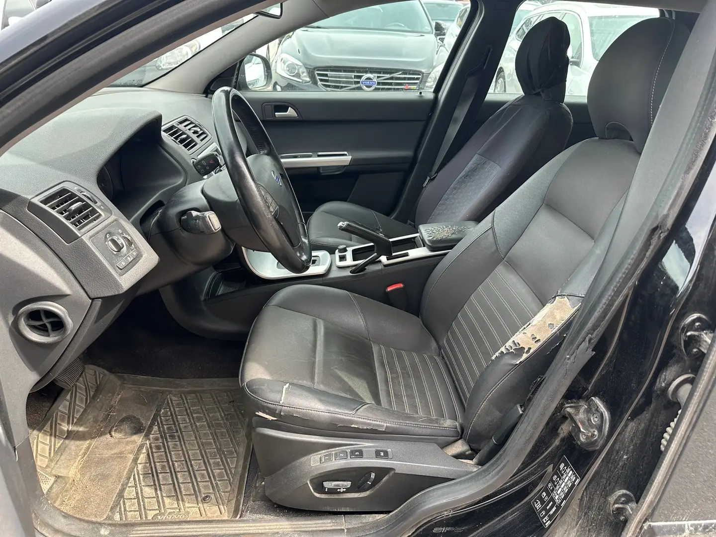 Car Image - 3FxBe9GJHOmm6wDrtFuXEl