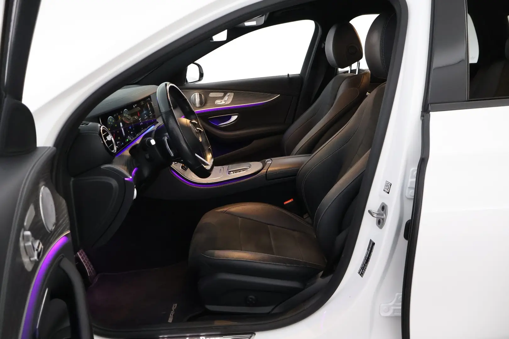 Car Image - 5H331shrfcWo0ze9Ng9SiW