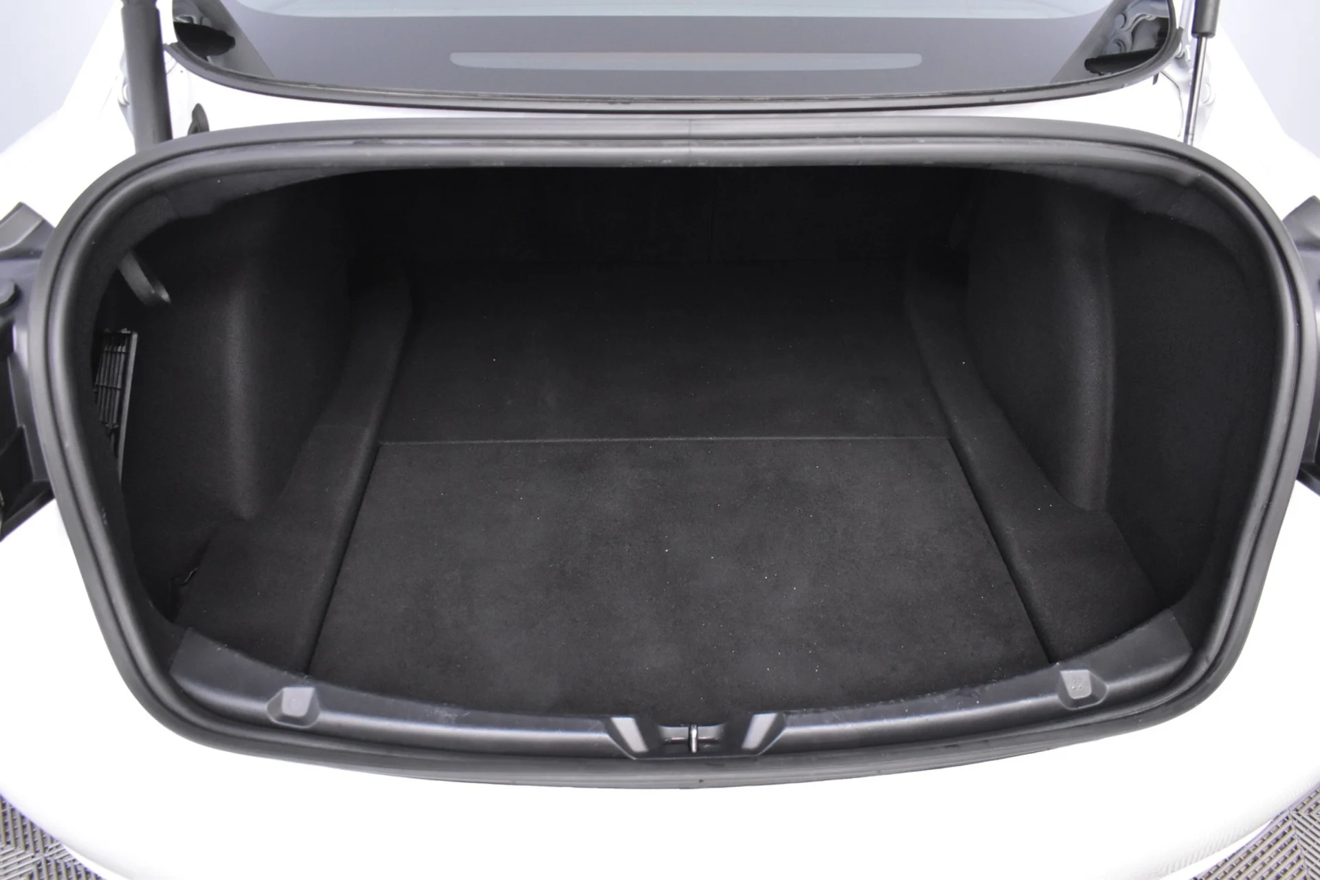 Car Image - 3EDgXyyV5KWLQ7uhy7PRgR