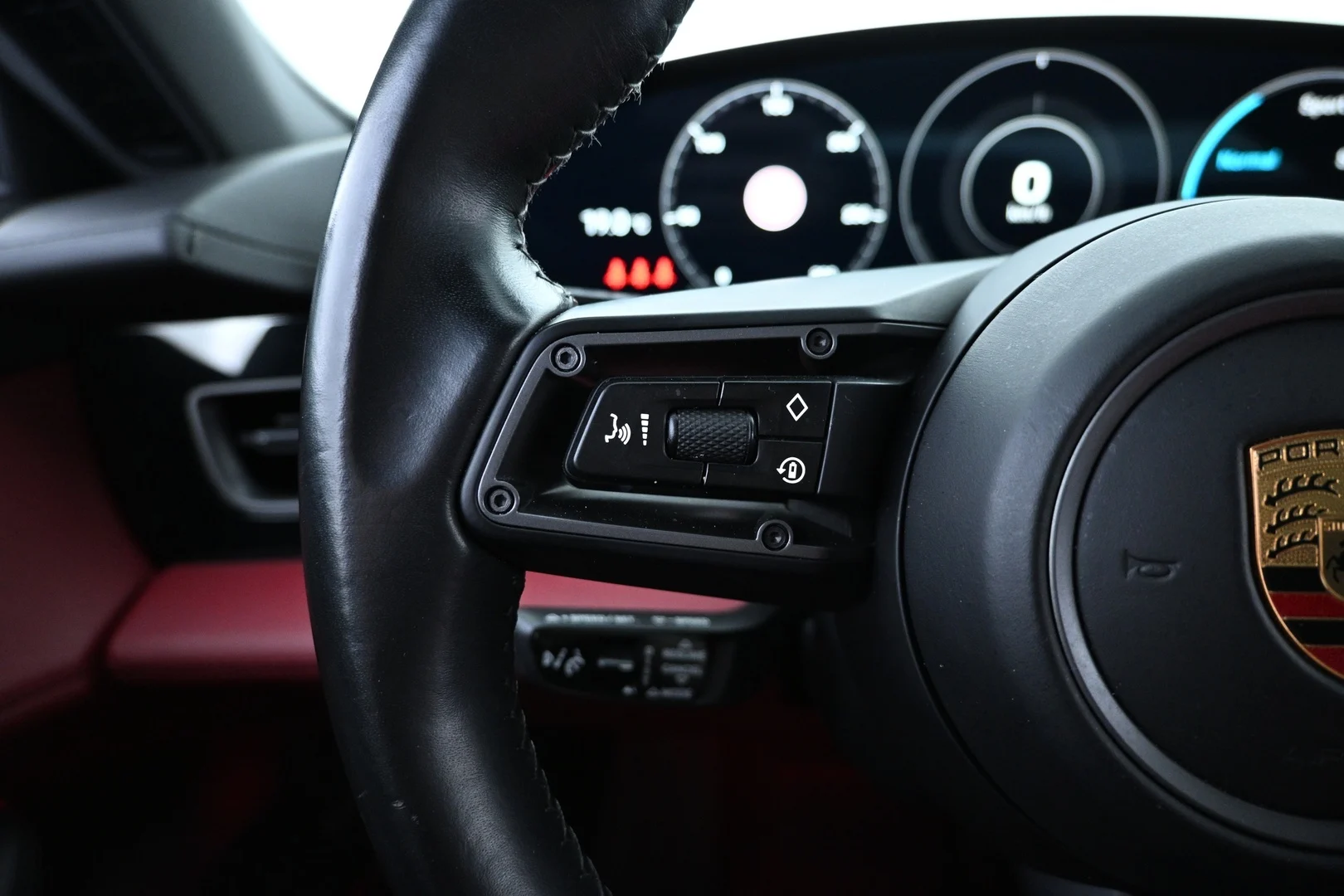 Car Image - 5z5w8kFEEjBktXlz5g6mZ6