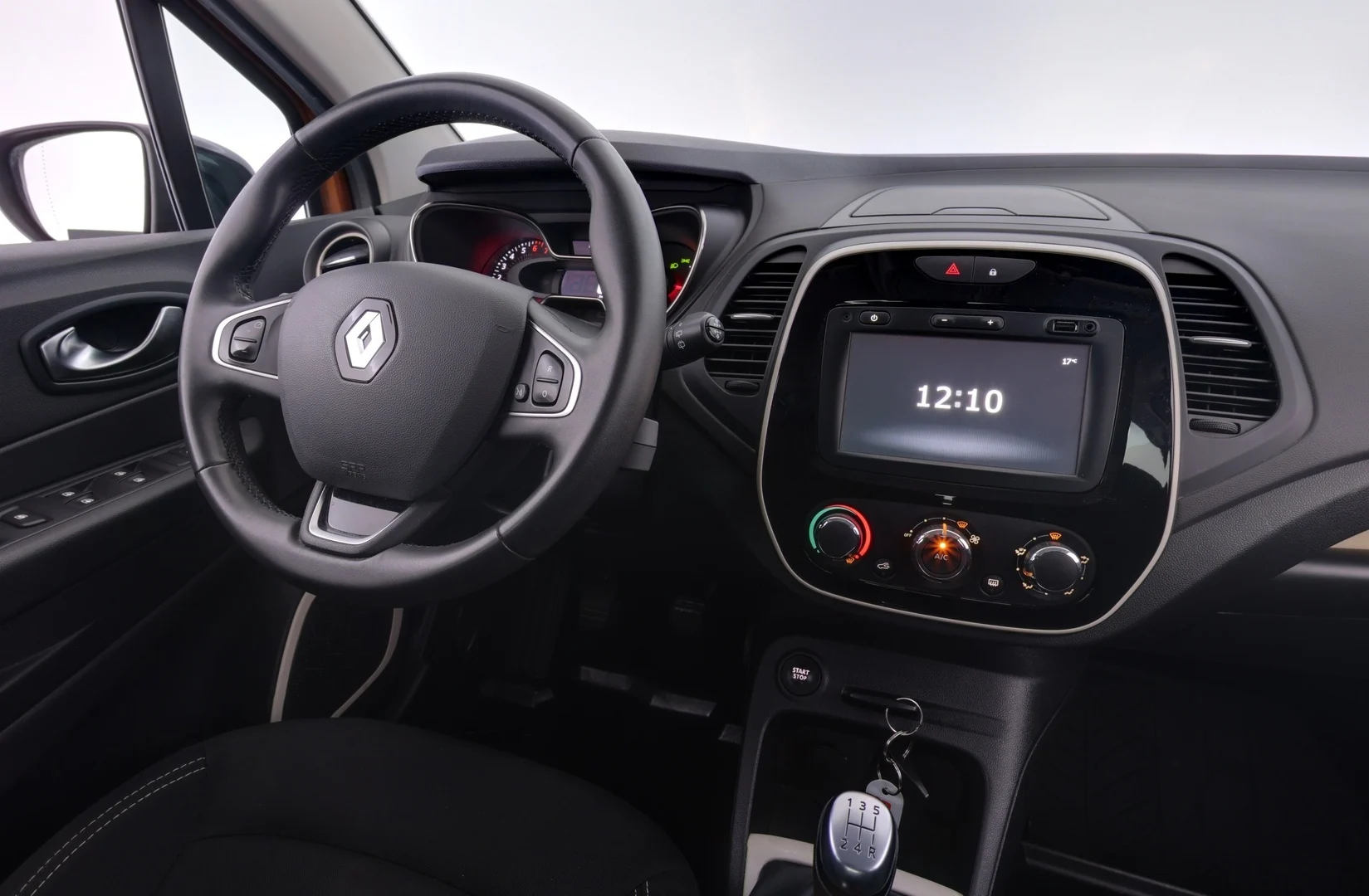 Car Image - 2hFym3oCFowRXxVlAqJPms