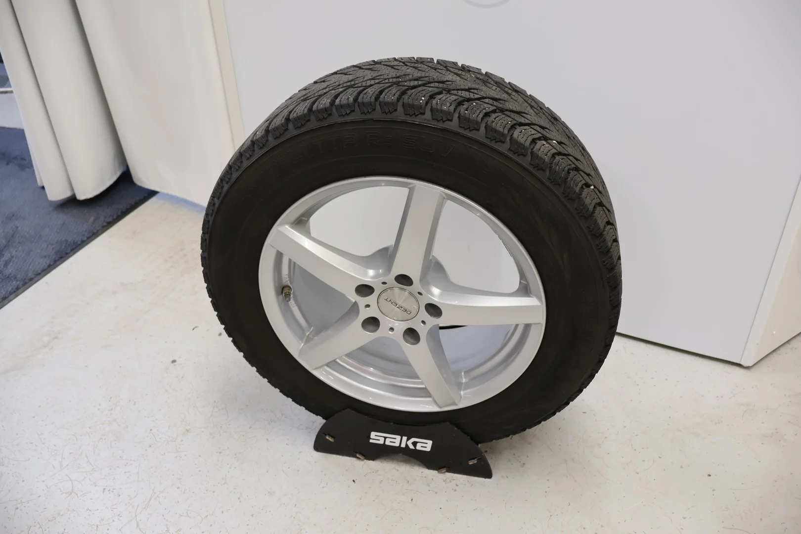 Car Image - 4WugNcf5jK7H5m6z0BES2X