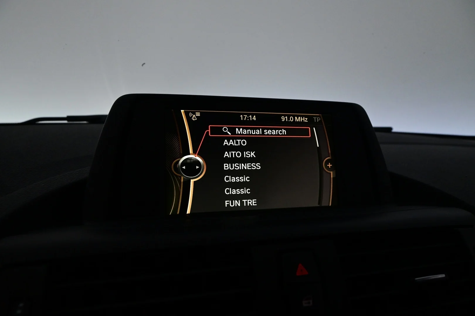 Car Image - 7ynbXUQMvYThZWwexxDsEp