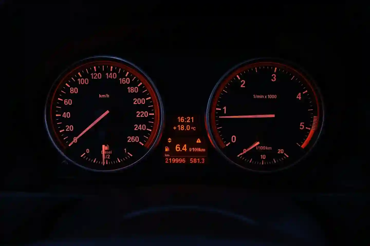 Car Image - 1xCG60pM0H2XI4LnMPjCCu