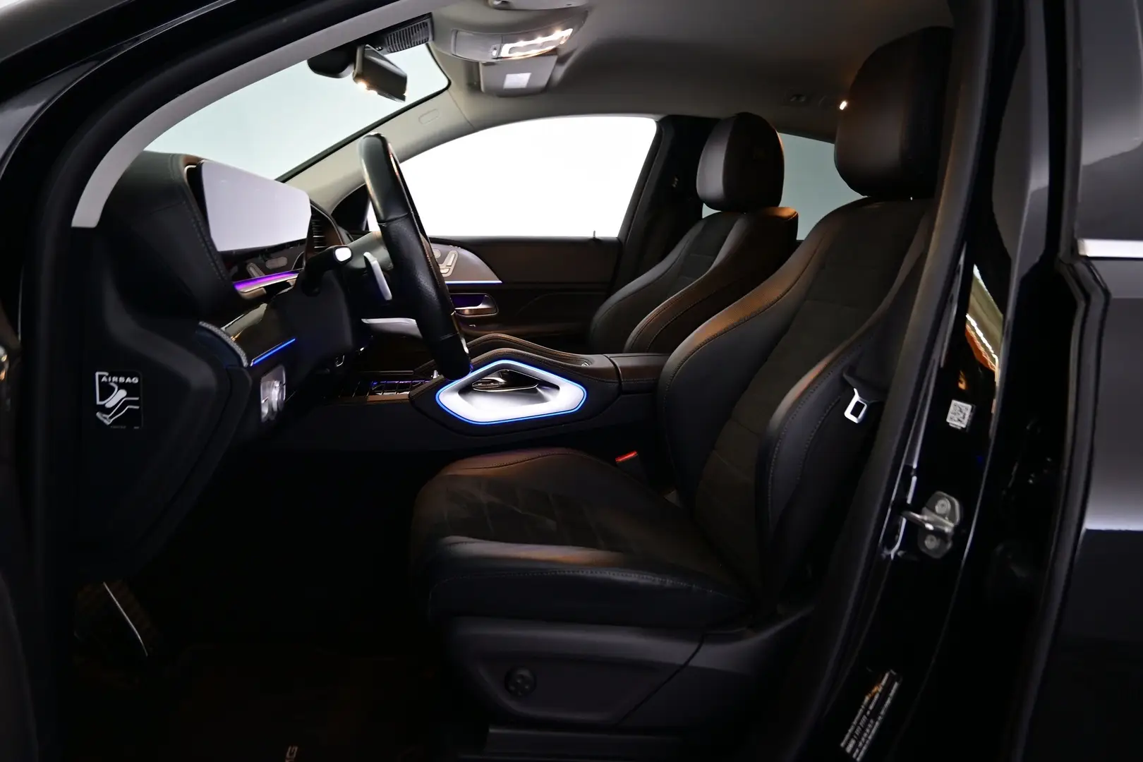 Car Image - 1vQPooi9DLOoBX9TilYhrc