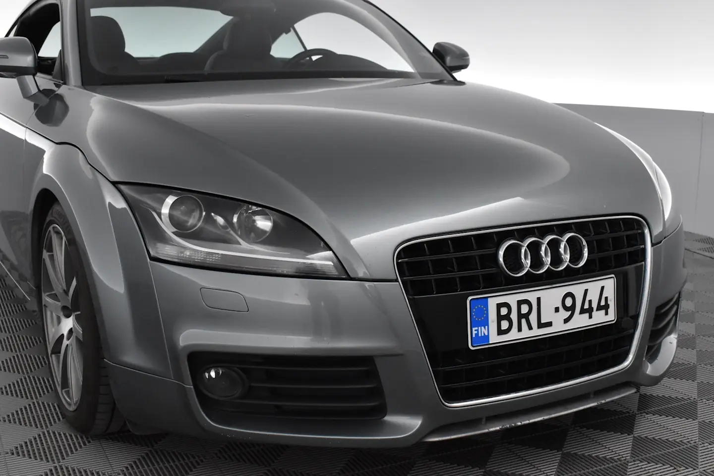 Car Image - 6Gr89Y3KrZliJVJmjMs3Xb