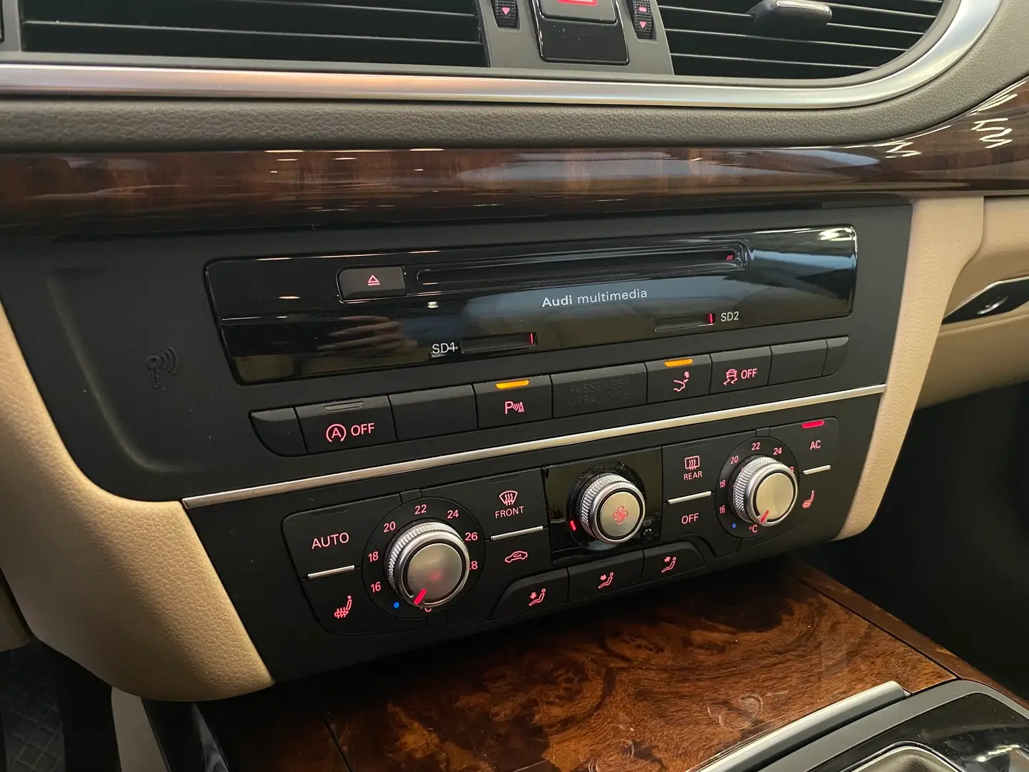 Car Image - 7Gj14O4VX36msYuf3JEw6K