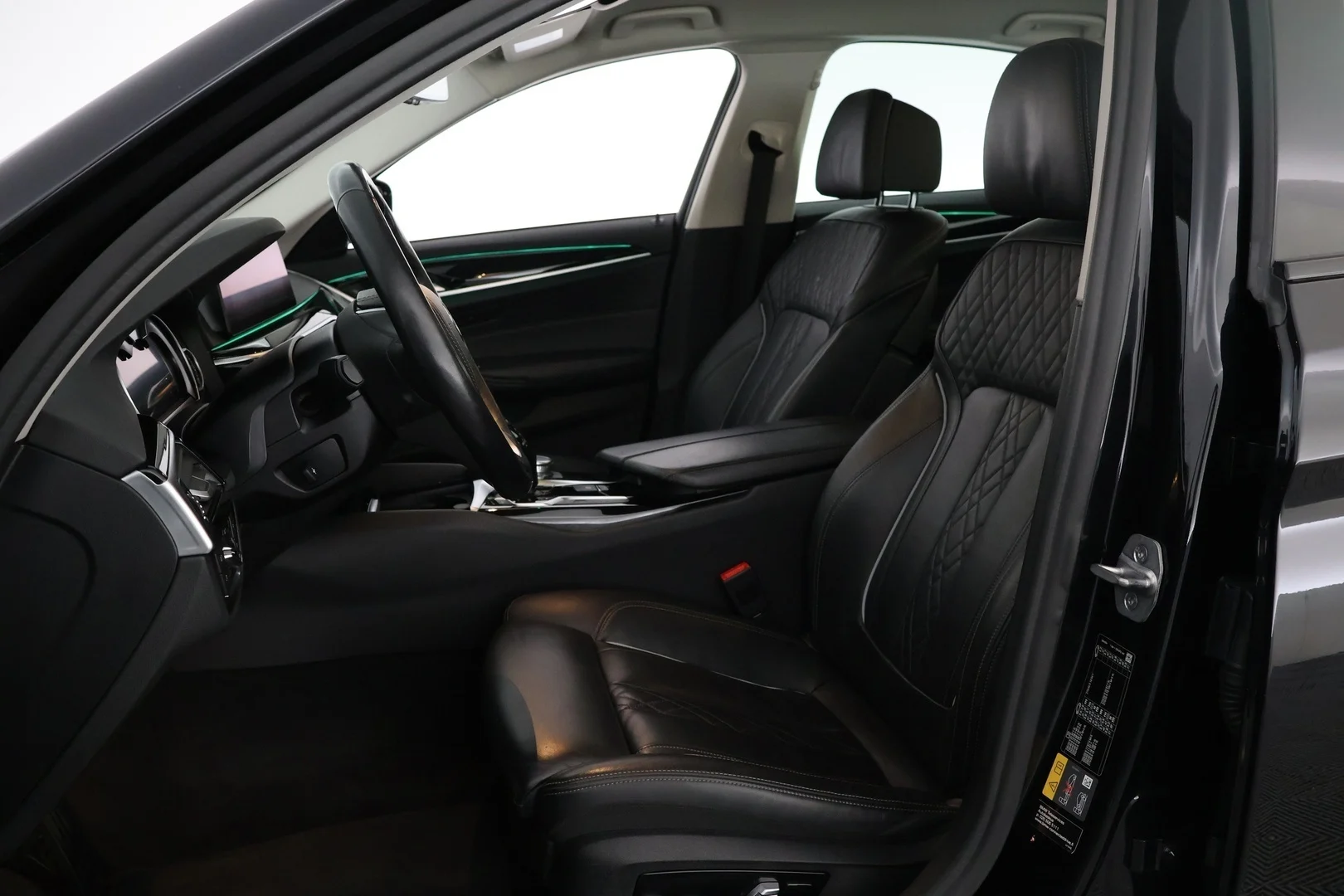 Car Image - 1AknwlfV9pHz69FU635m9z