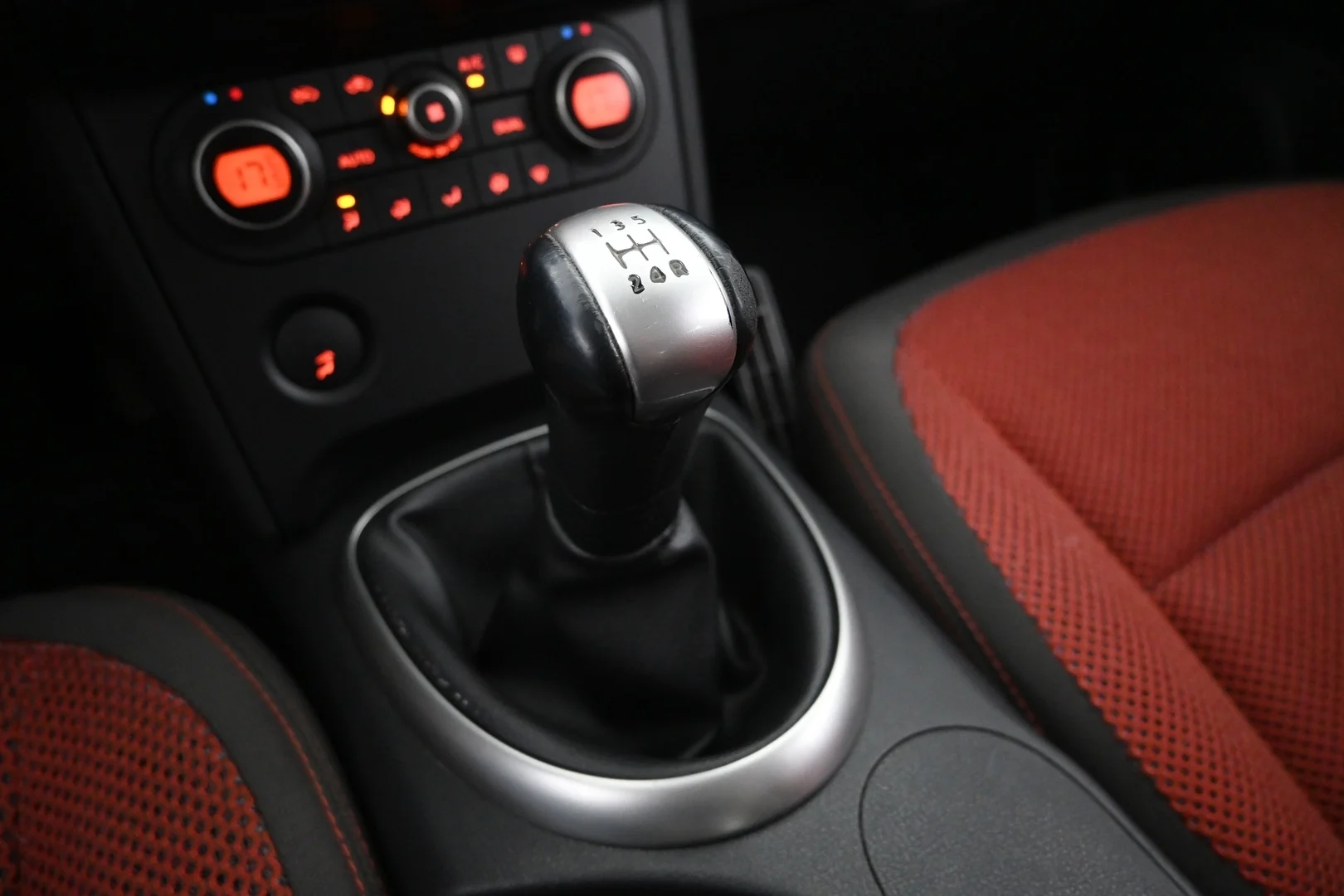 Car Image - 5Iq8XVcoJ3NDA5CDxuiECu