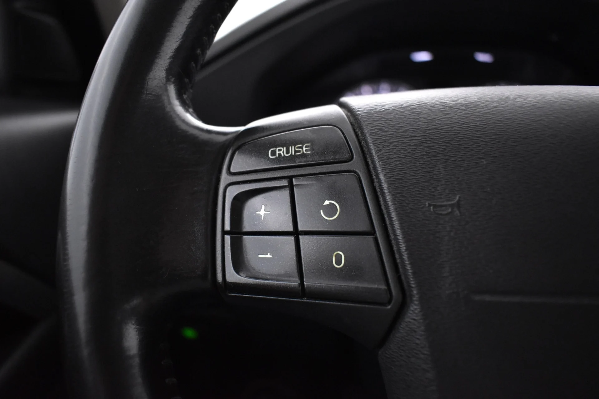 Car Image - 4GWGpFRuvNV7sKSjqUWVzh