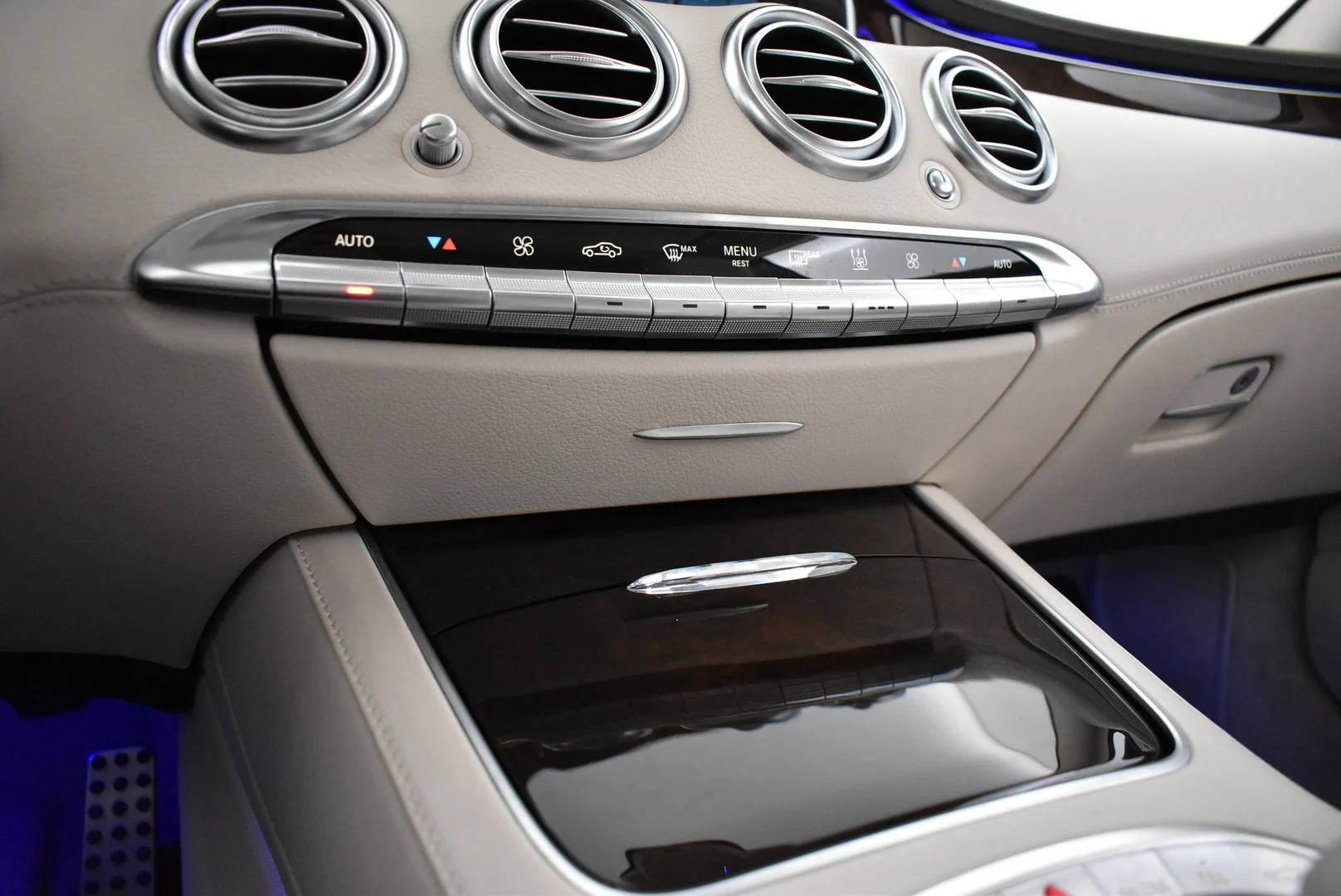 Car Image - 74tbtdTmXv75zwhlno32fJ