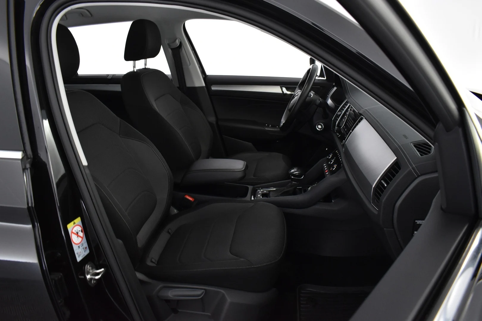Car Image - 1KHr4Ns82uBRHv54eYKElQ
