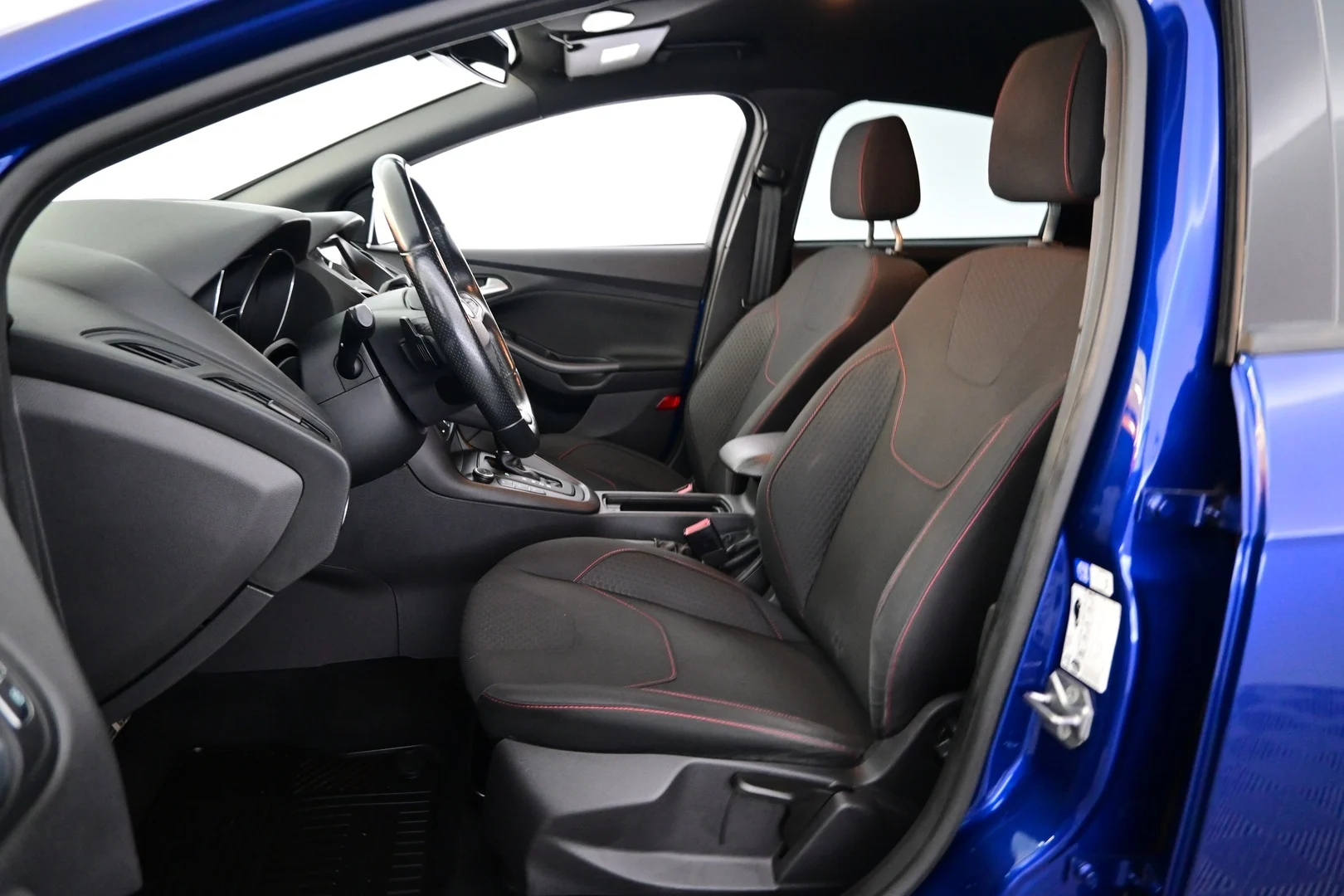 Car Image - bRpzHD8mF7hdK4bobG44l
