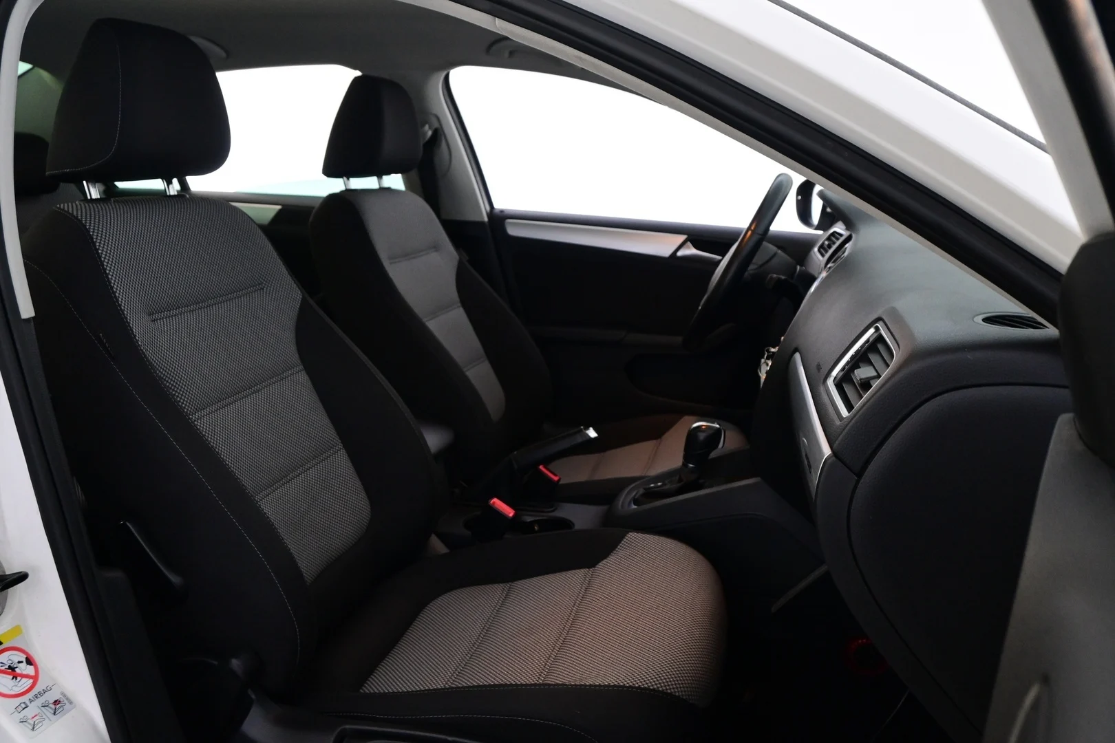 Car Image - 1h8ntuC8Kk024swyHiymay