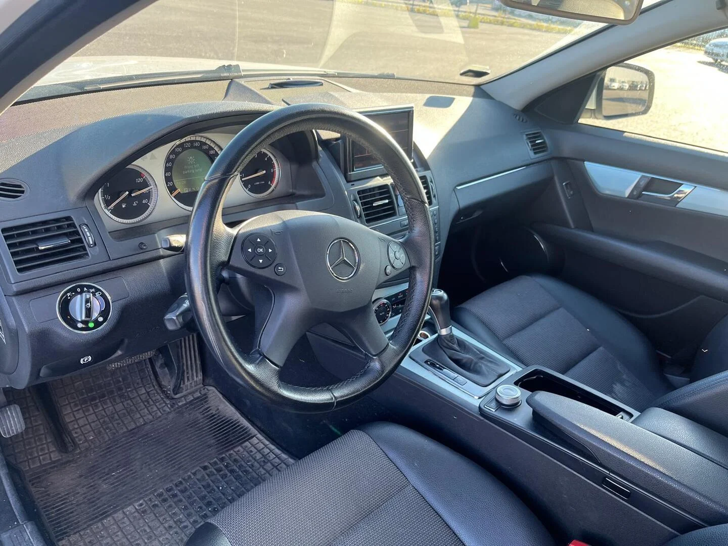Car Image - 76wWqjrjpdcKXl2otOkzfS