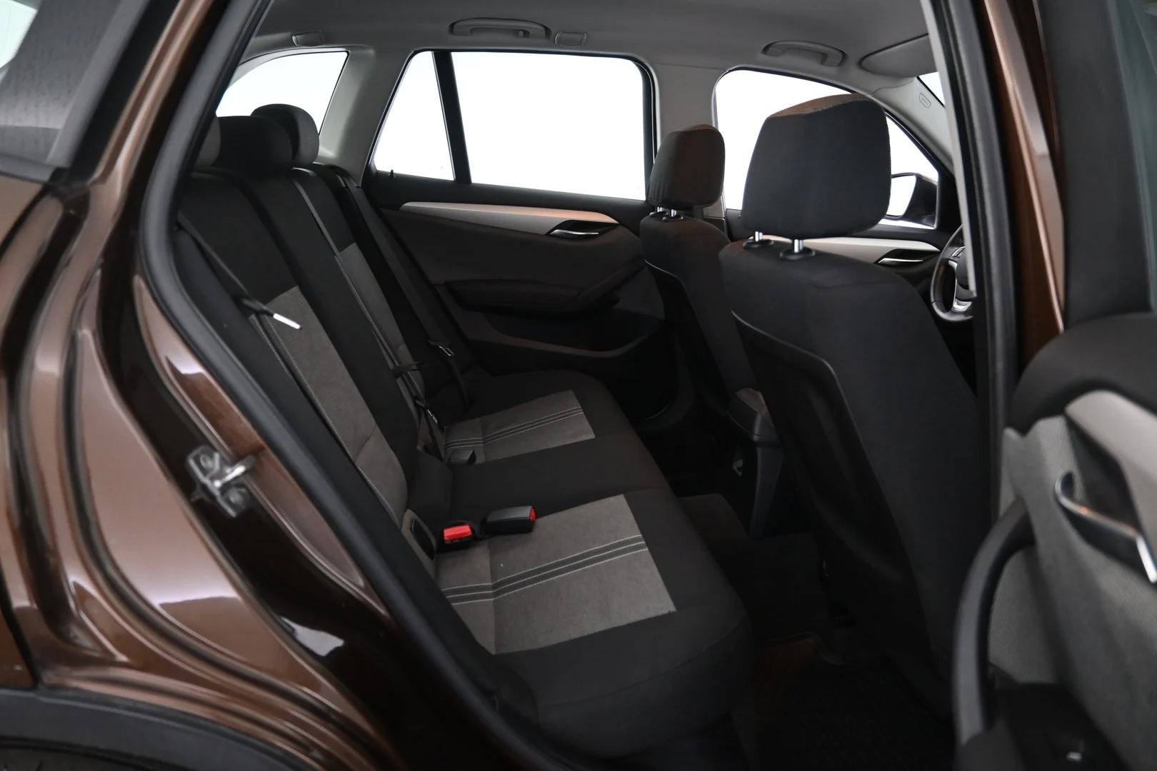 Car Image - 1cPfhNLb6ttVaW7sIrtE0i