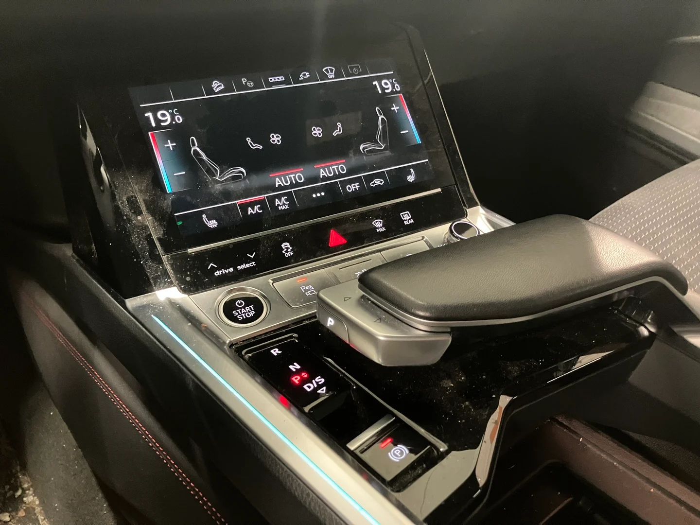 Car Image - 2S2aAb6CU4vpQc5iBZkefm