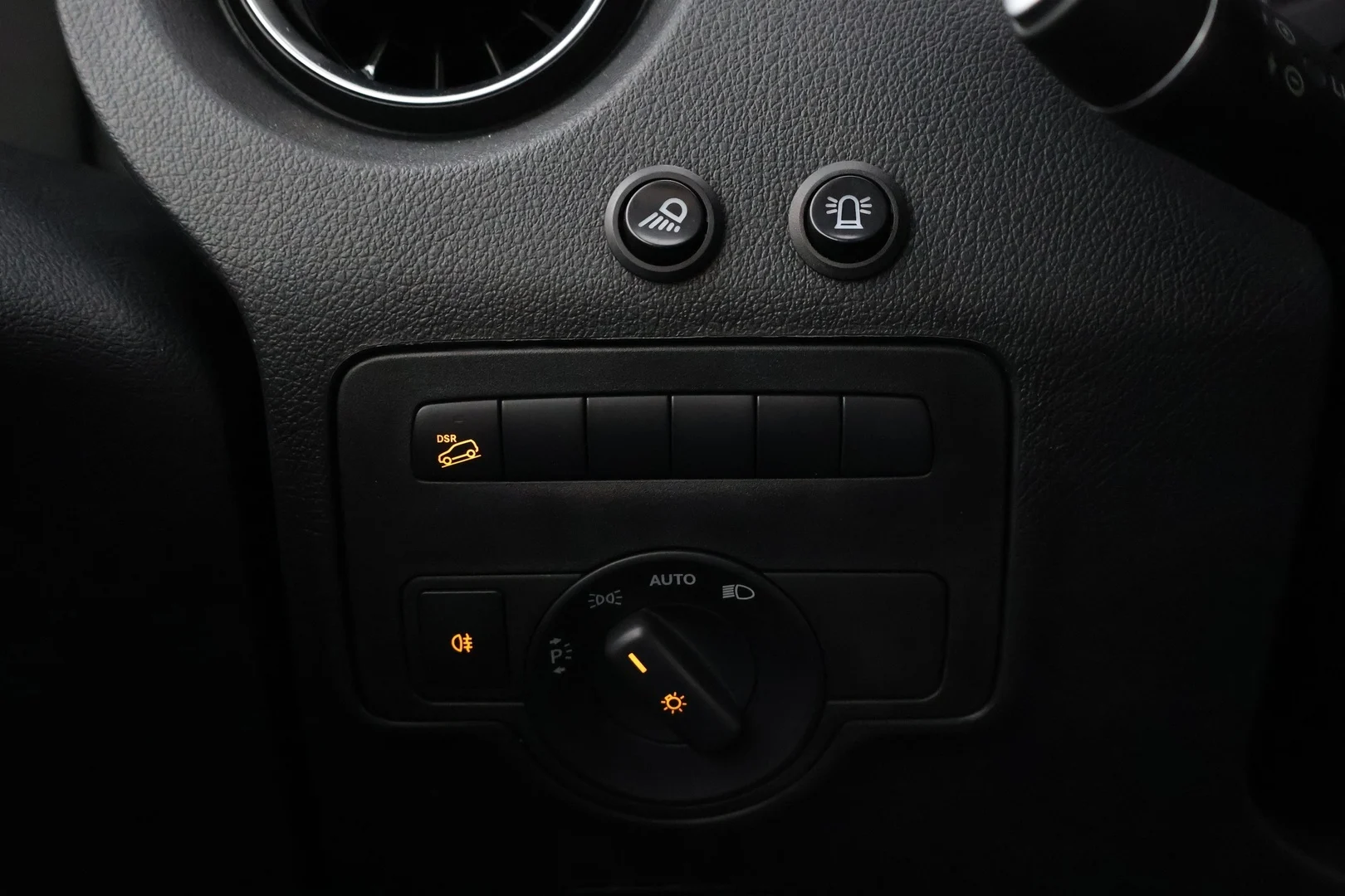 Car Image - 7fTsqHDHWakAsiRVN8P1na