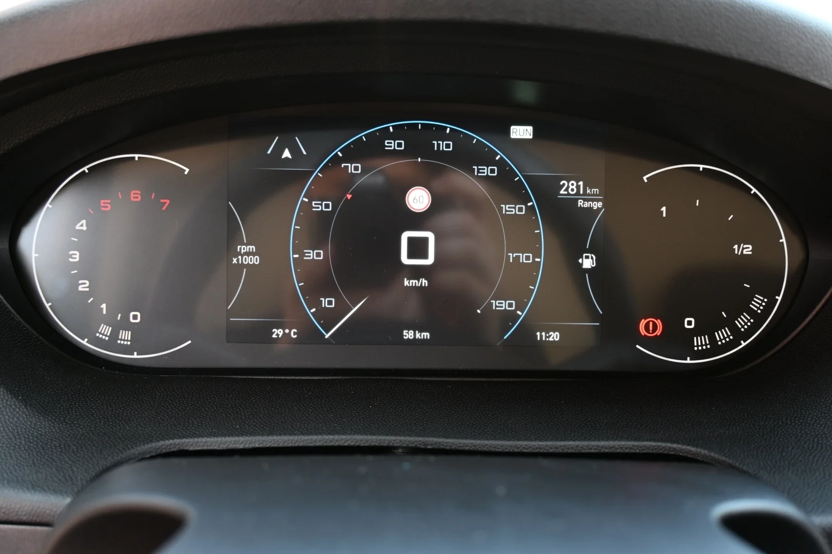 Car Image - 79rEFhk3je4C4ClXIVdIFd