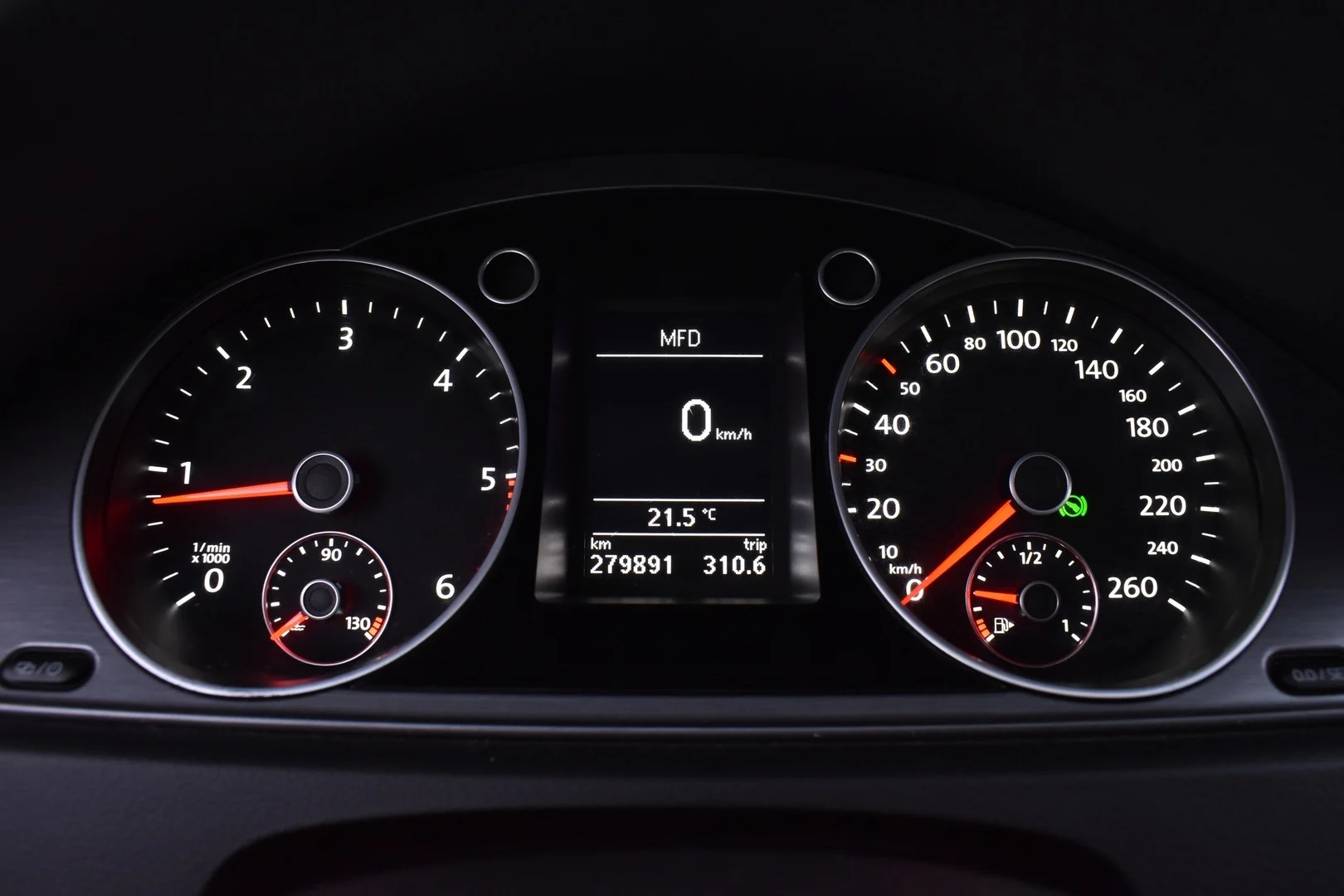 Car Image - 6O05LrKUUIFE8aZ01B2iI9