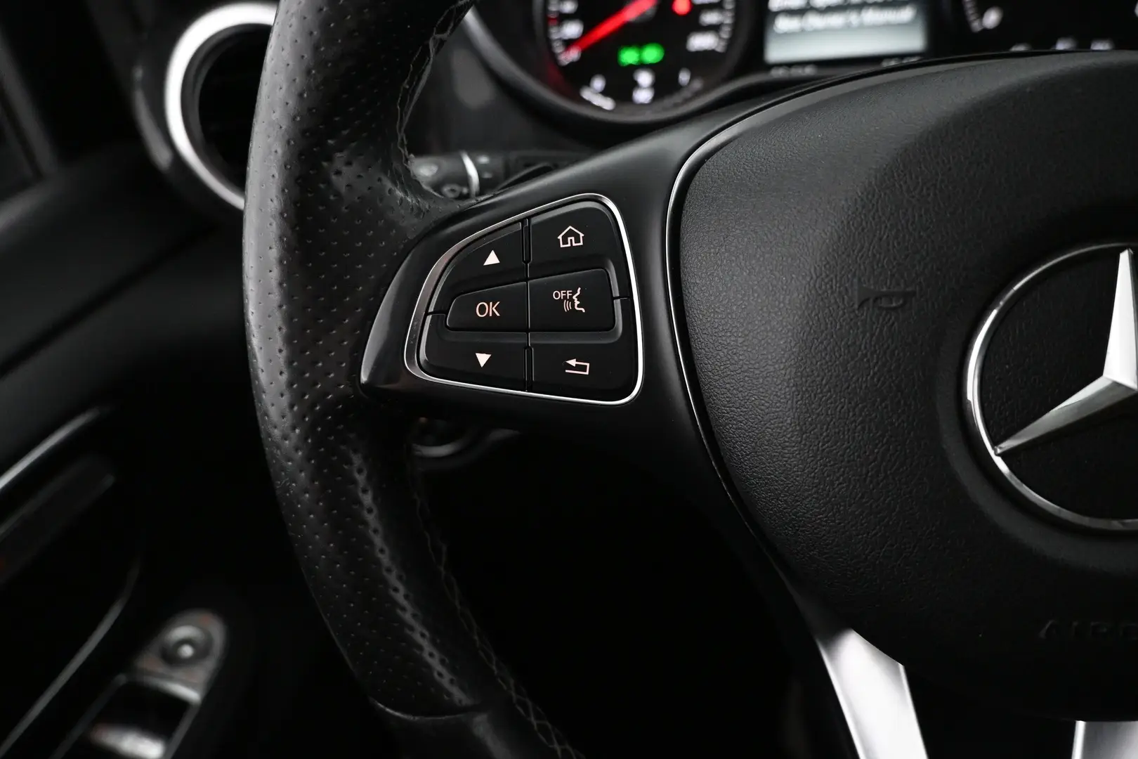 Car Image - 7ajoYLlsLtB4FRJjb9Vmpa