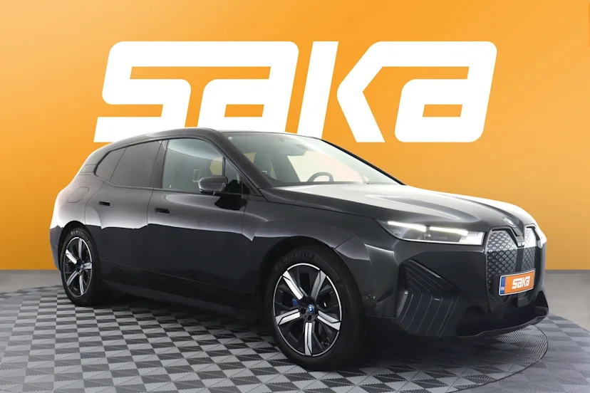 BMW iX