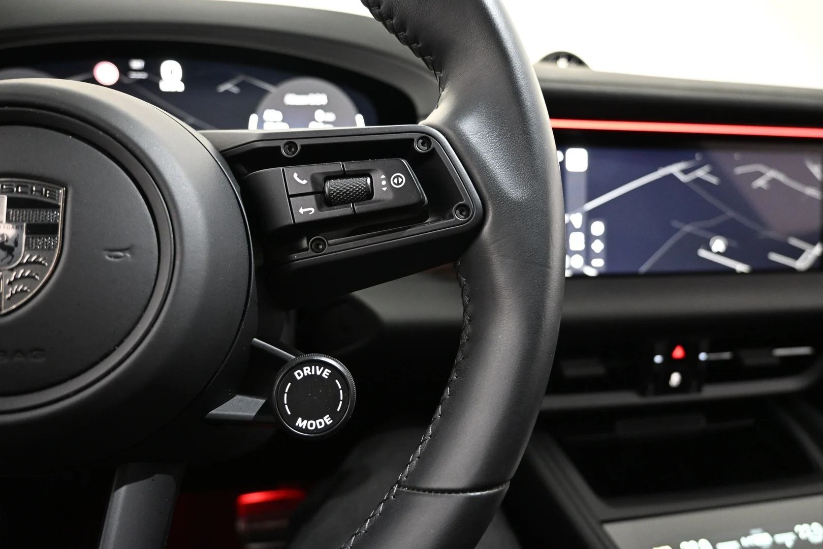 Car Image - 4GYuse4hKnHsVHkqbBkPPM