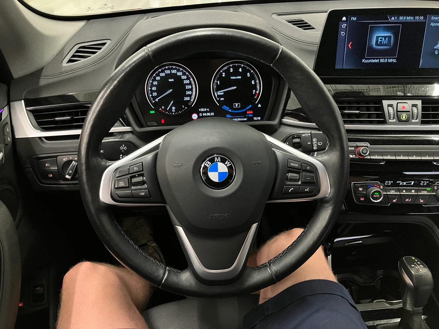 Car Image - 6OOJZtYiFGVPKwXXP1oXKj