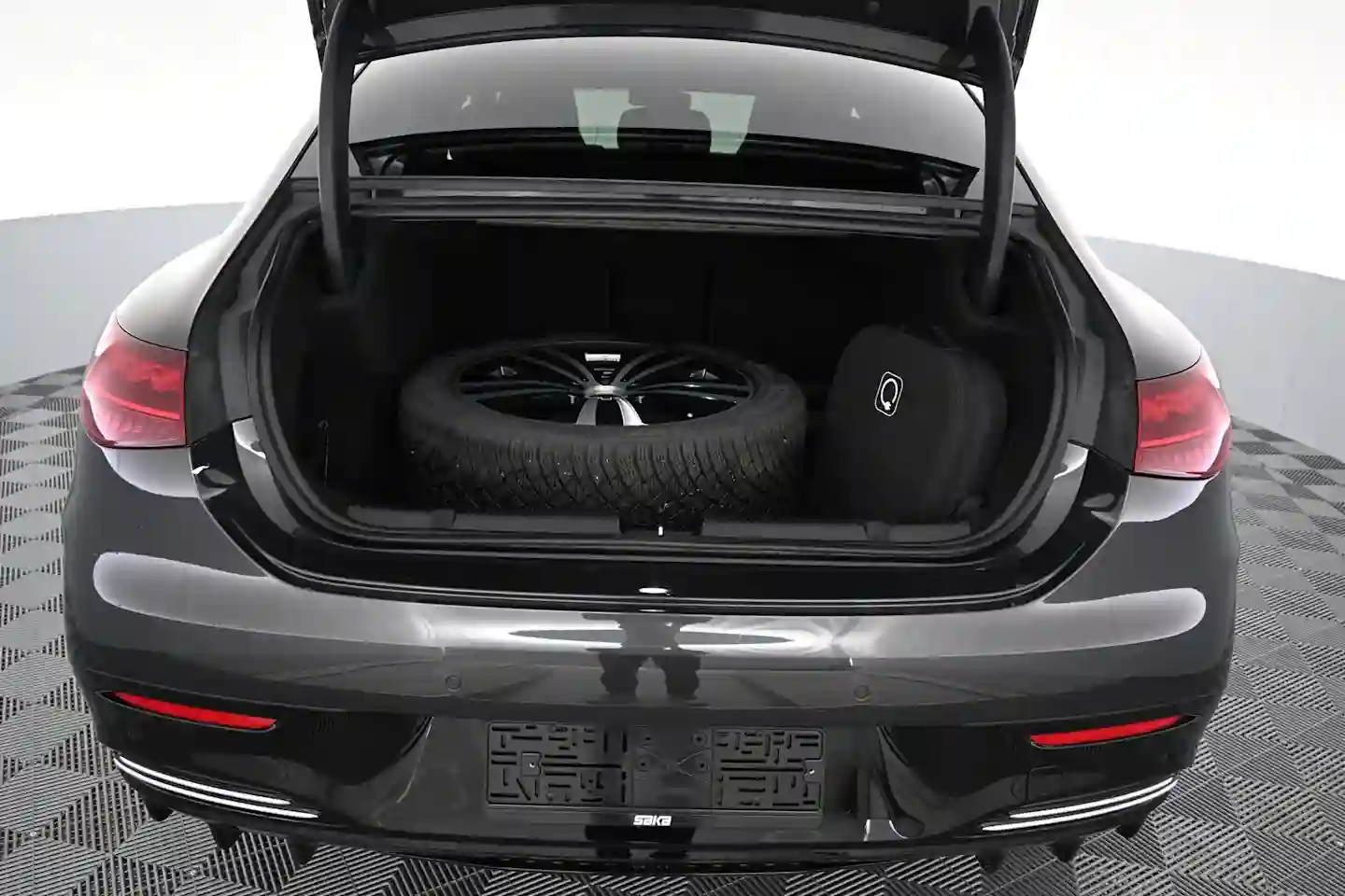 Car Image - 7fGZ7ztht2kHKUD8yBqrAo