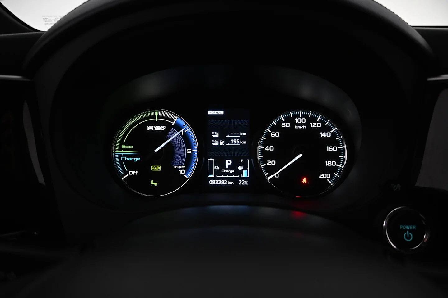 Car Image - 2TA5R7STDHfC6N9dbr8L6S