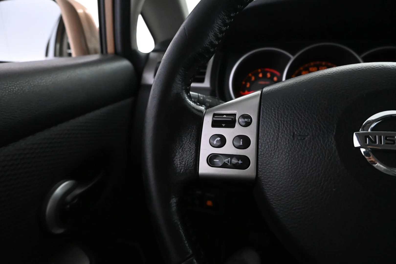 Car Image - 1MotGmbPt2tFURZj7Wm2Wy