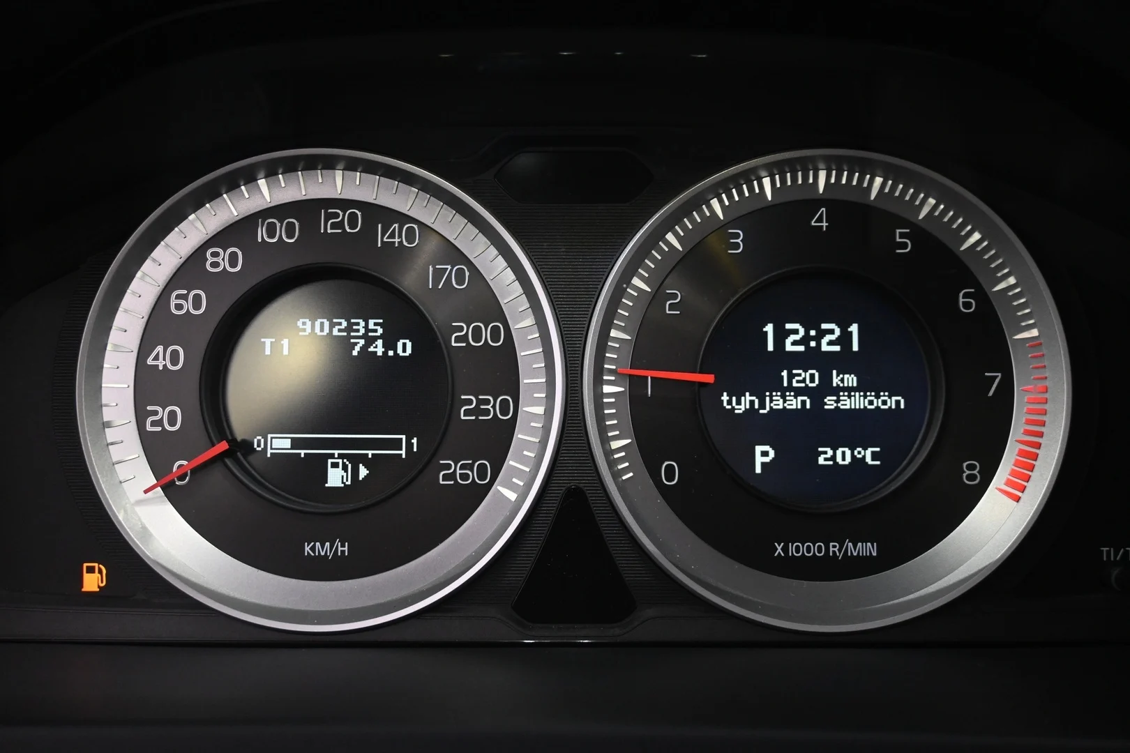 Car Image - 4P1YR2oUCeiIVDSBqENNZG