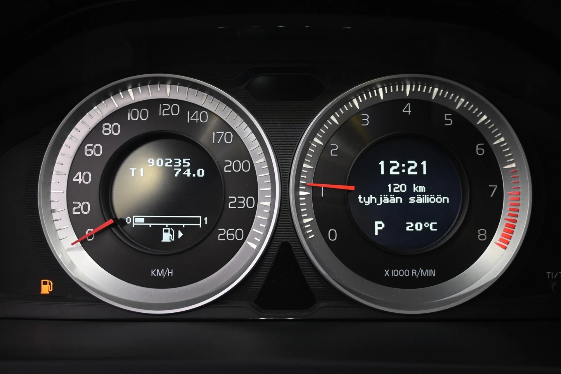 Car Image - 4P1YR2oUCeiIVDSBqENNZG