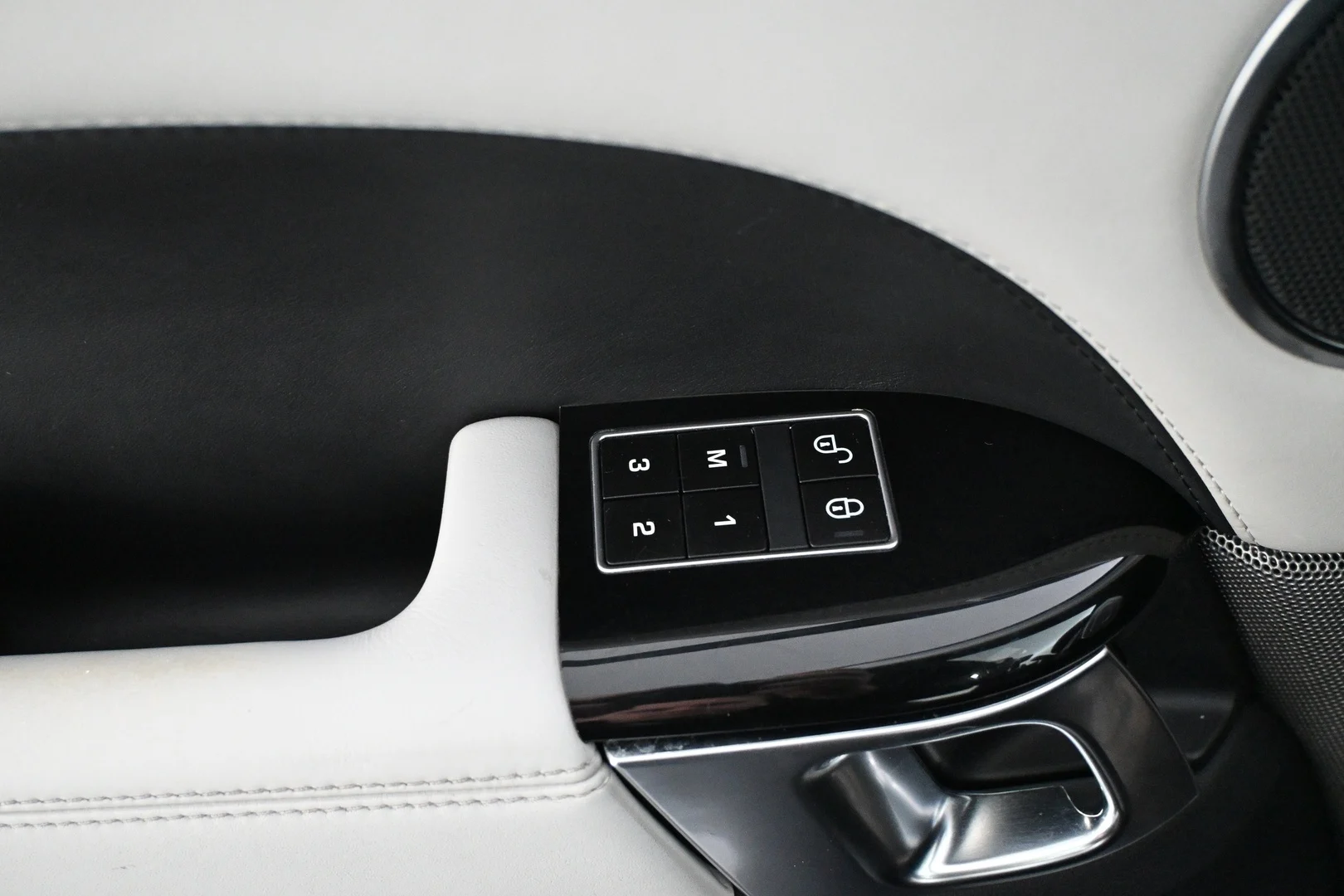 Car Image - 1XBWNTxS1hfFjyGpSVnQ7J