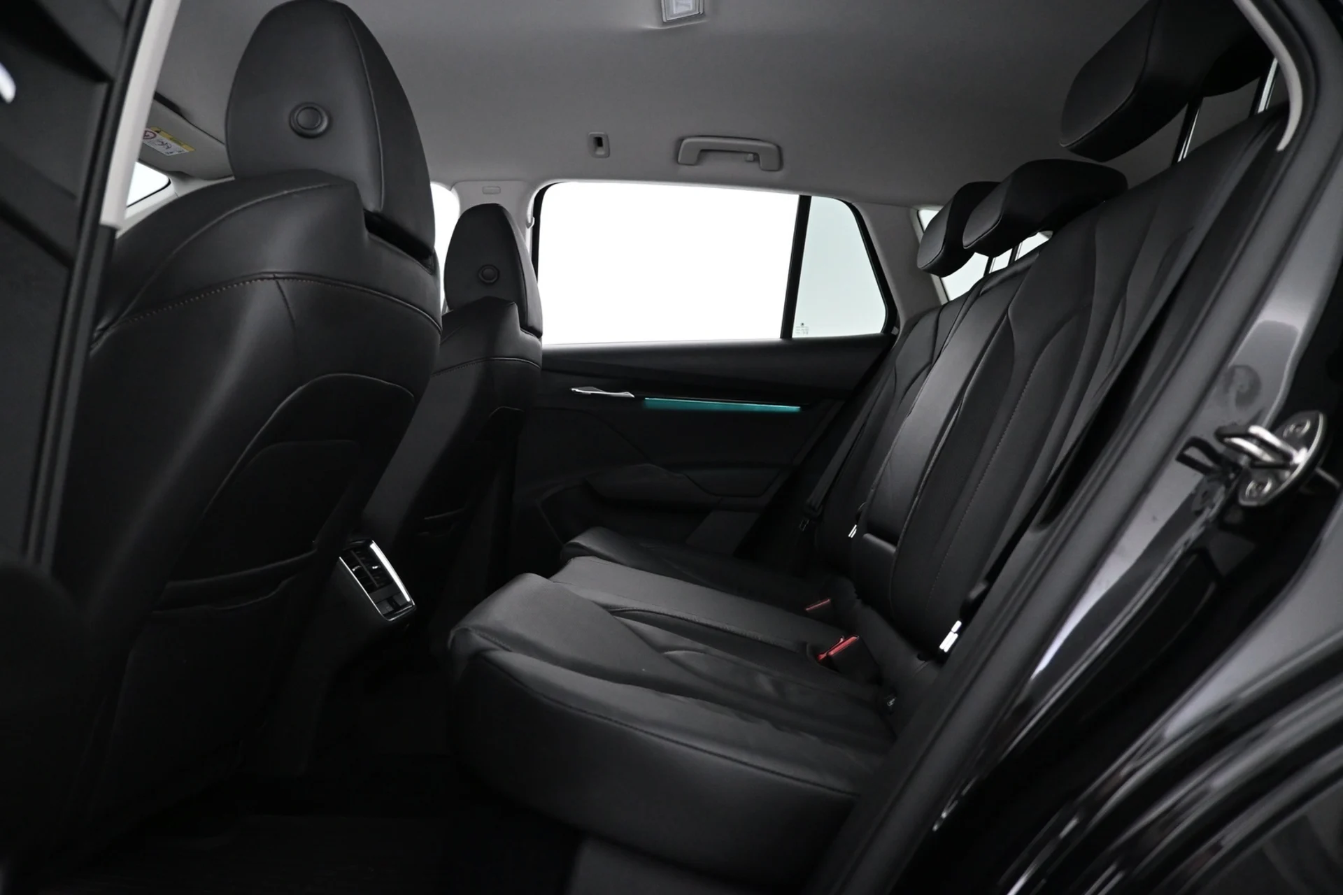 Car Image - 1jJNZ4Wzbfh0P1HkbO2IQC