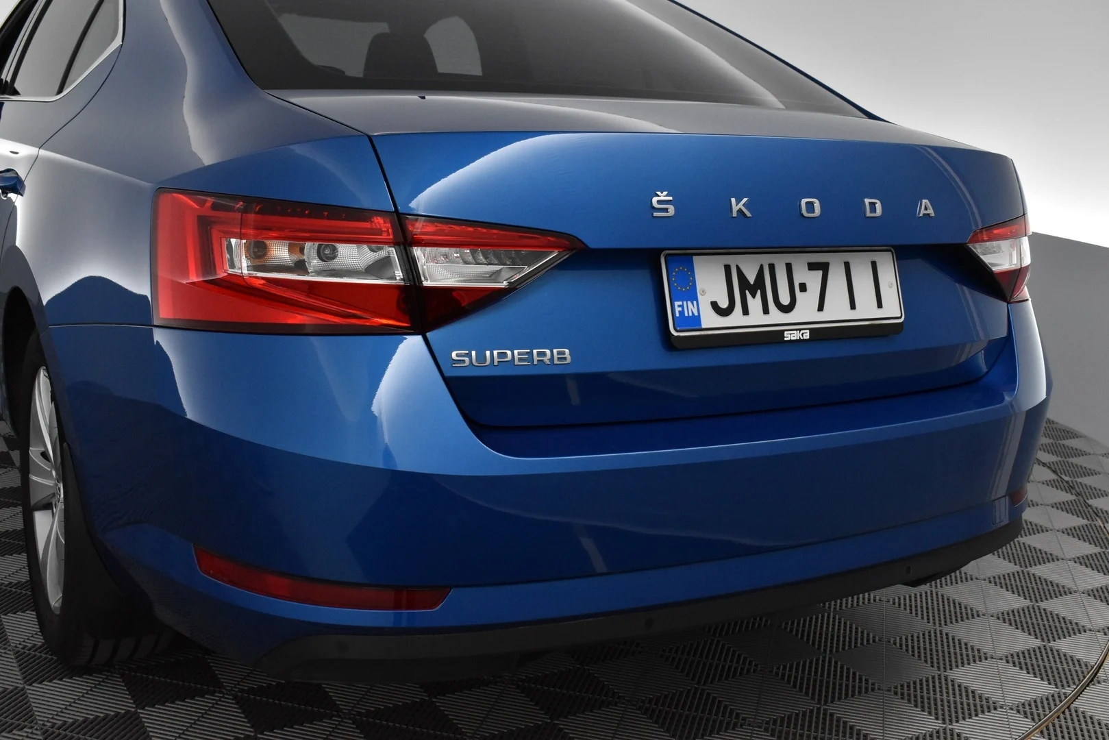 Car Image - FAcisVqUUta3EkMVpNmS4