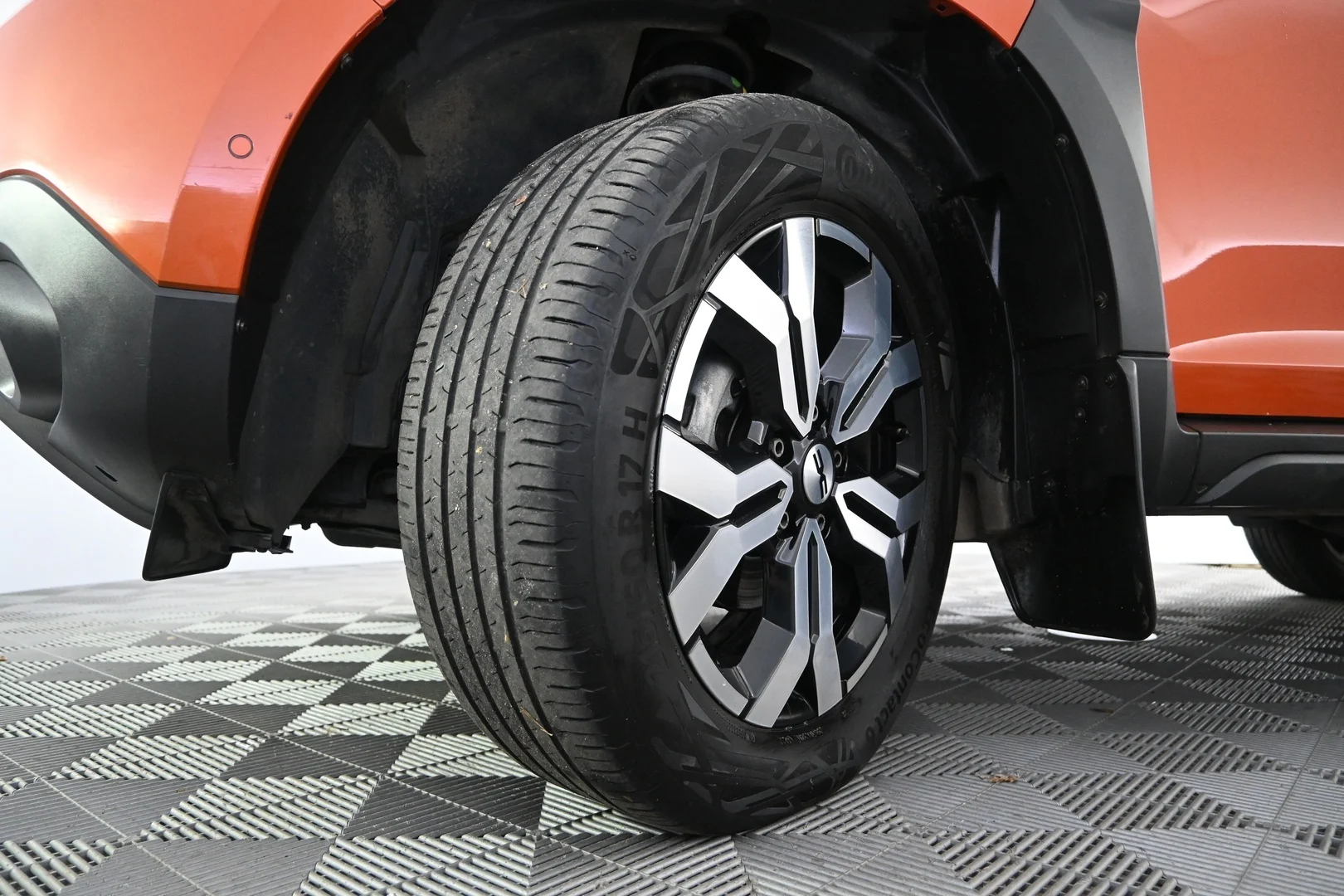 Car Image - 7lLKHyMW31dRpEgmkh8gq3