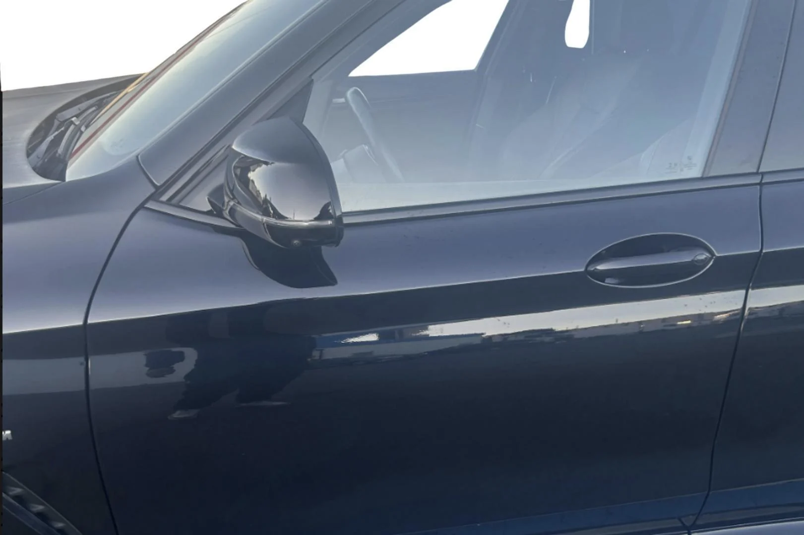 Car Image - 5q8421y0ISDuzjzF8rUIa4