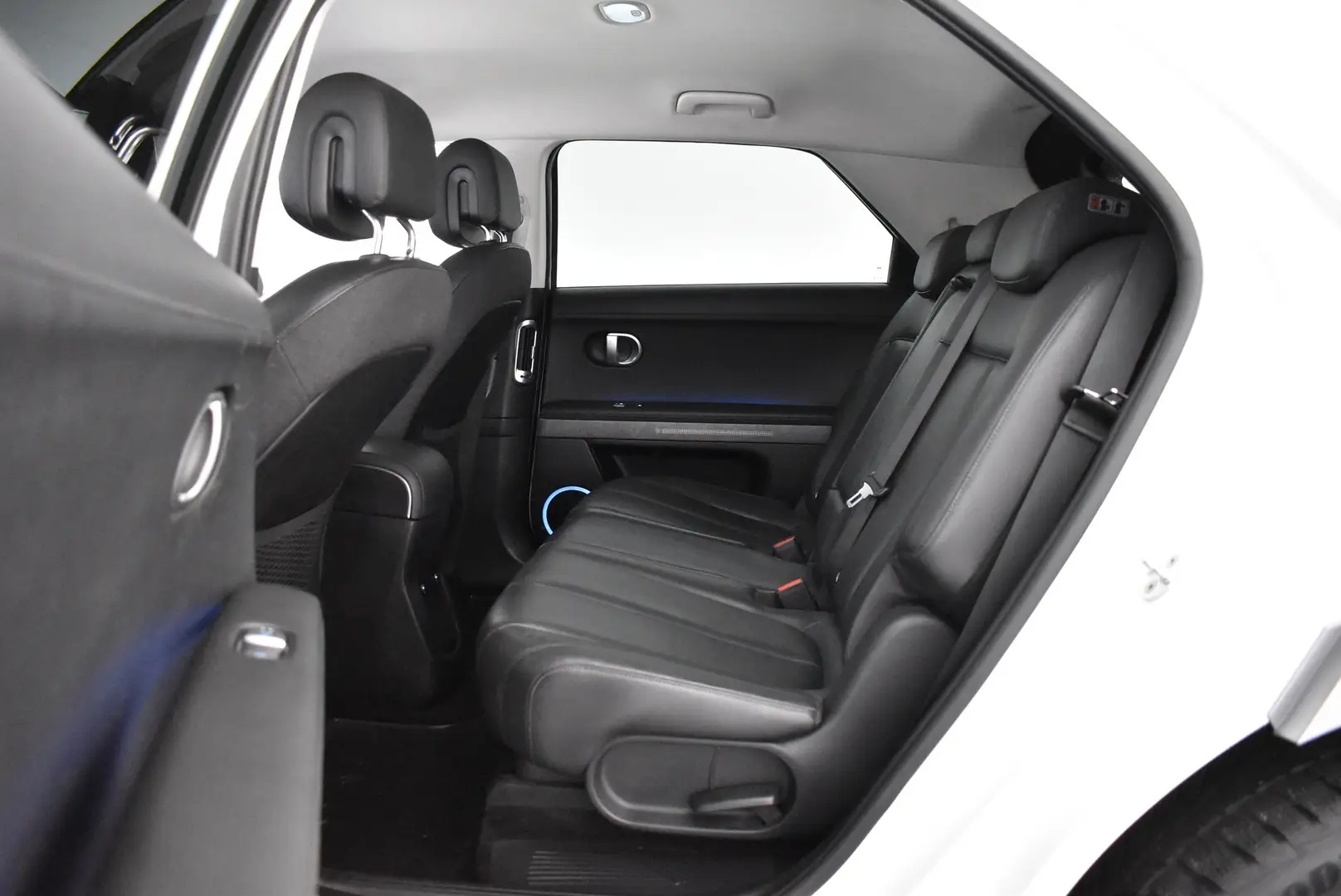 Car Image - 23sksTuB0nj7et6O7vlv6l