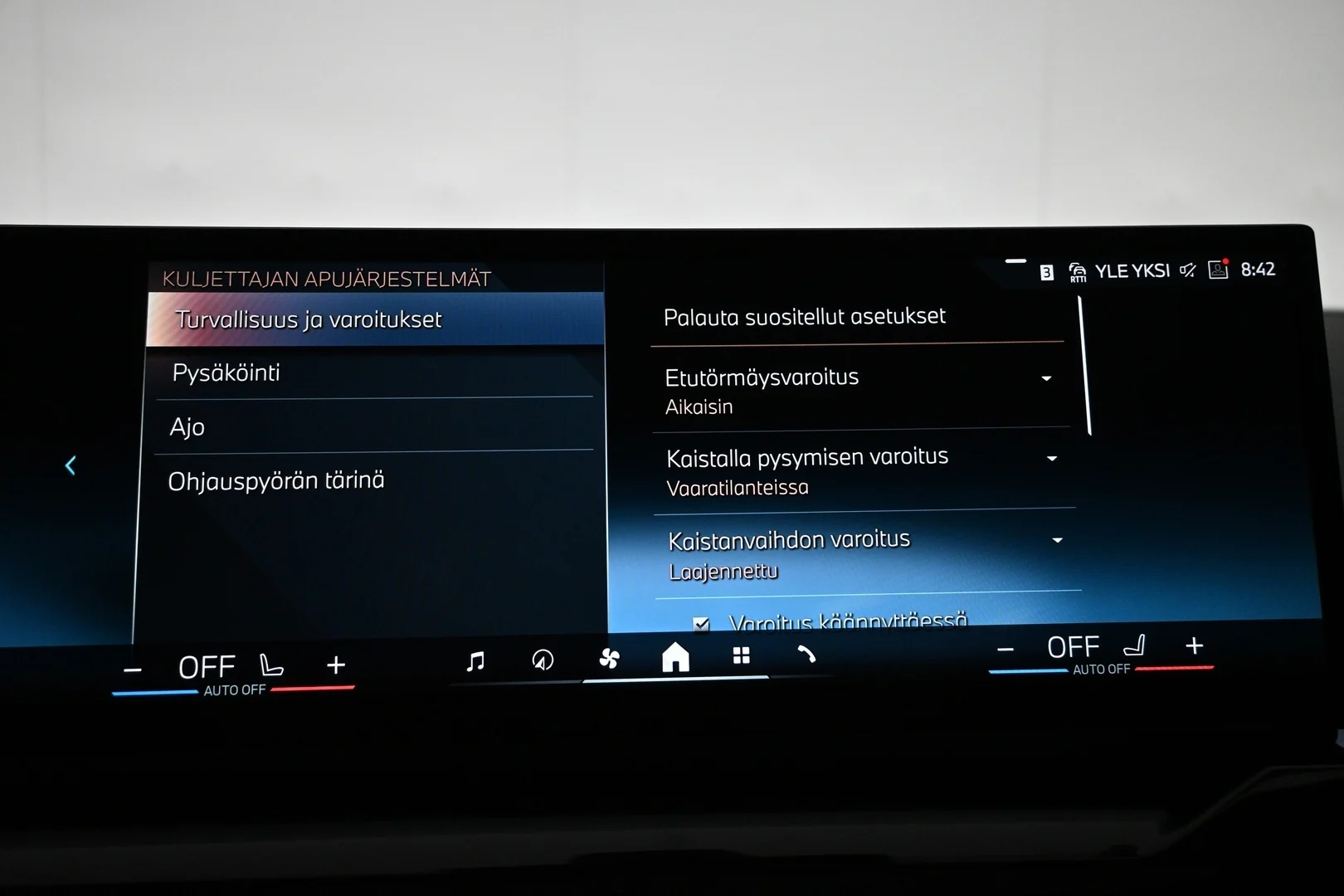 Car Image - 2PxhQCntCZW9XVt7067w3h