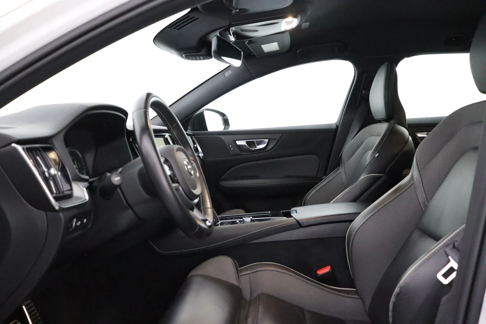 Car Image - 6fK8ADfrqUEWdejCXe4Te