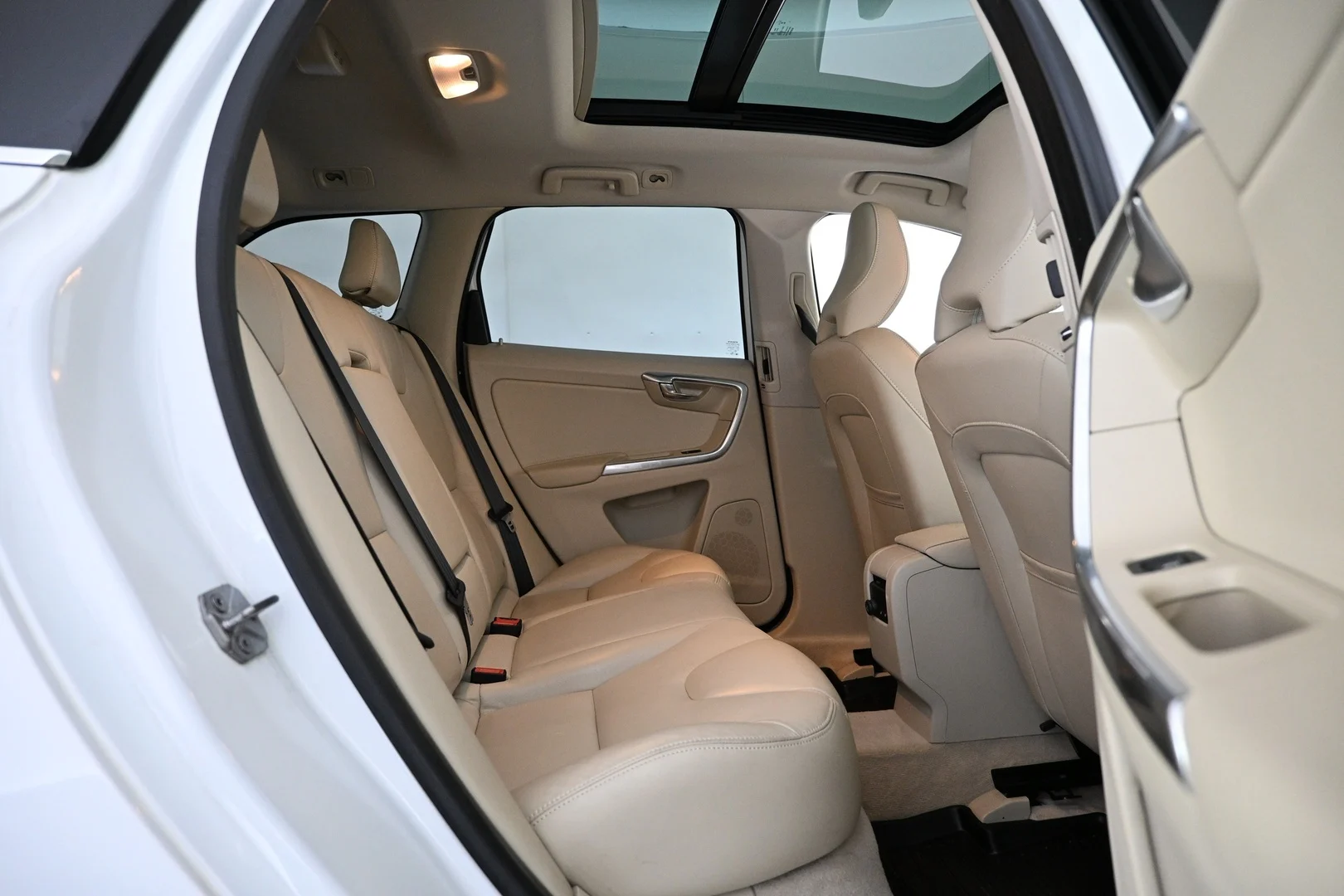 Car Image - 2tI52ZNmjdt5Z2e7dkLfOE