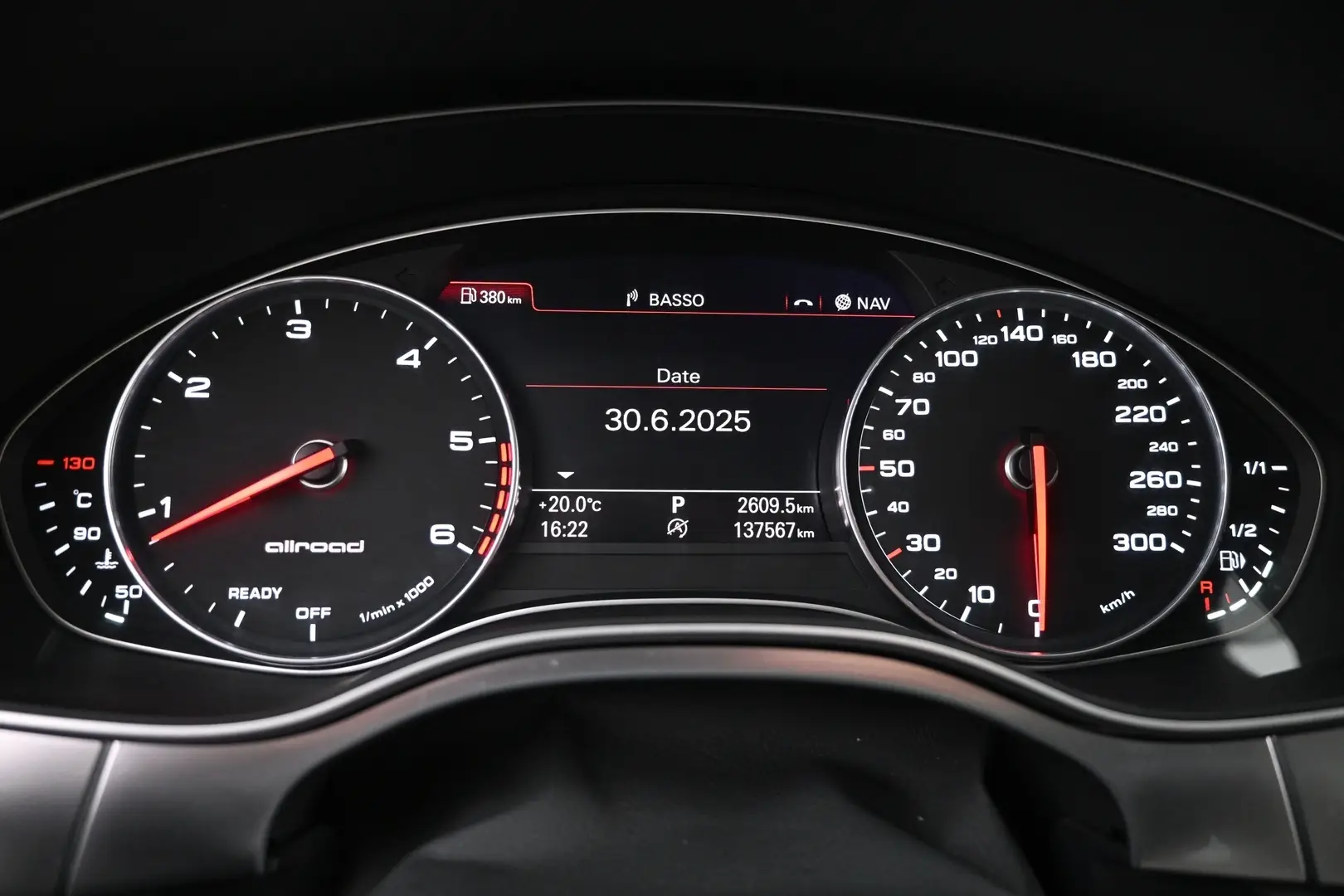 Car Image - 1eYW5kxckmklJyTMjnxpD7