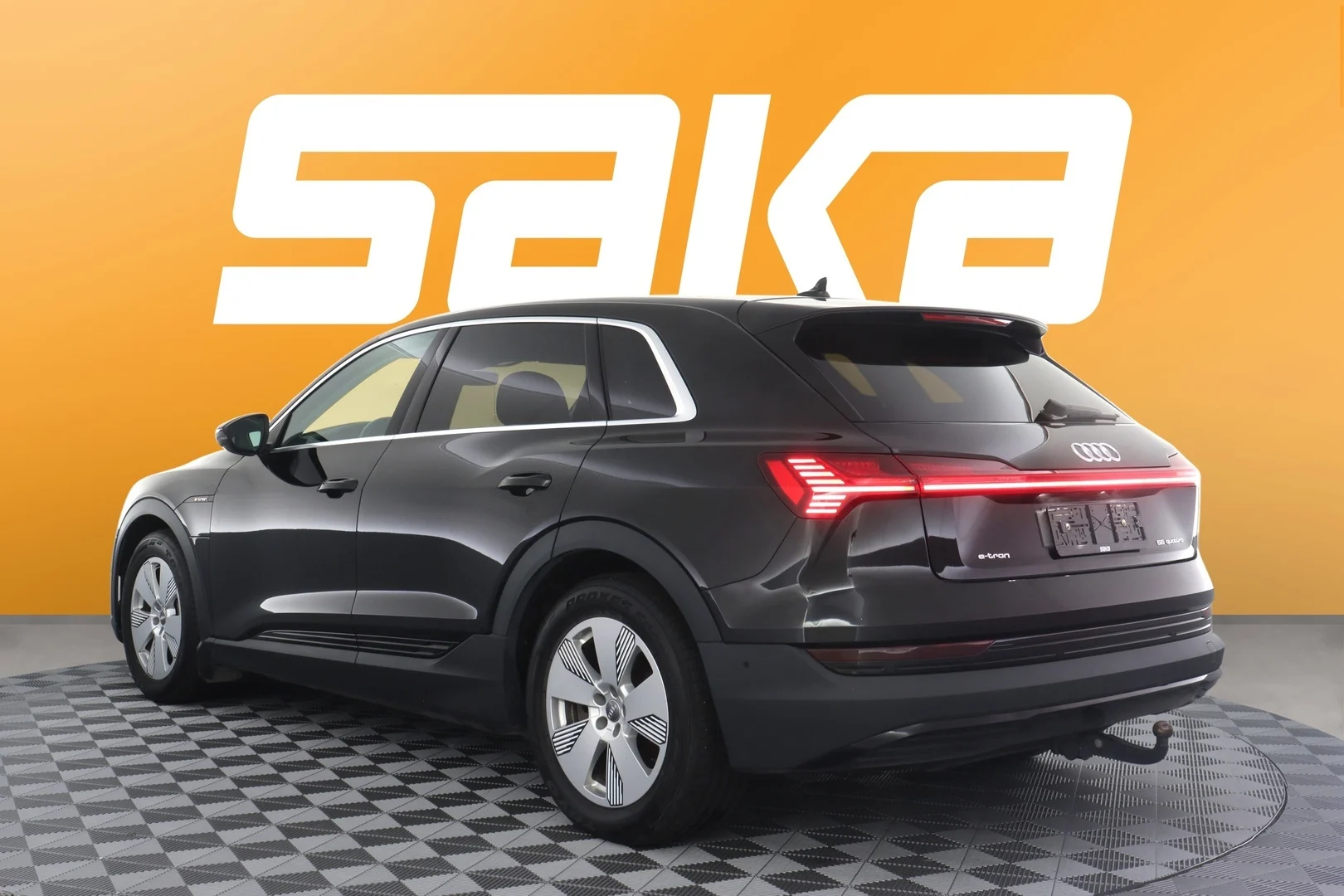 Car Image - 6HHJaYw6TyZhdUfUxhBqt