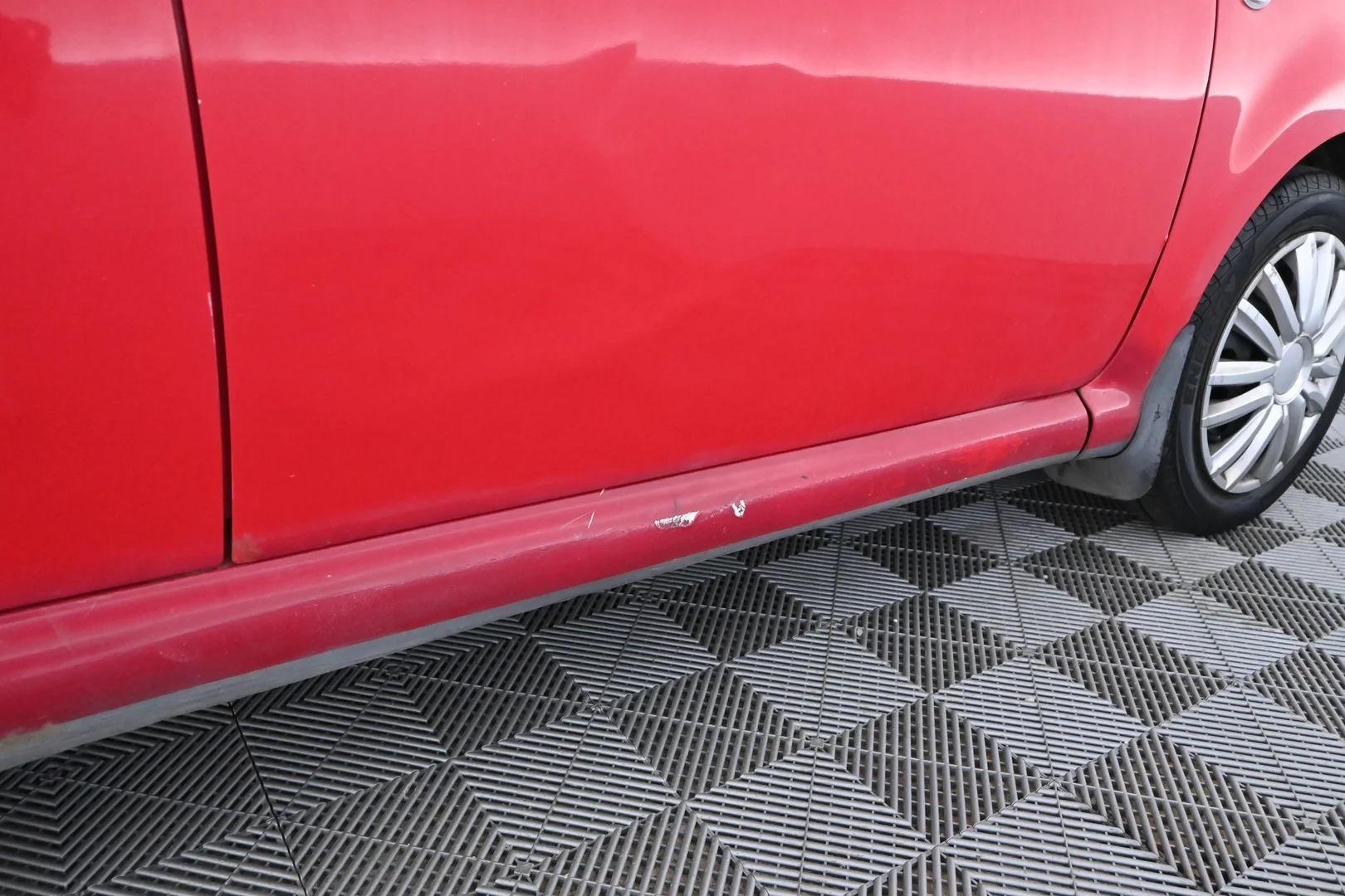 Car Image - AHtj1mJ7I5JkN7Qml4yer